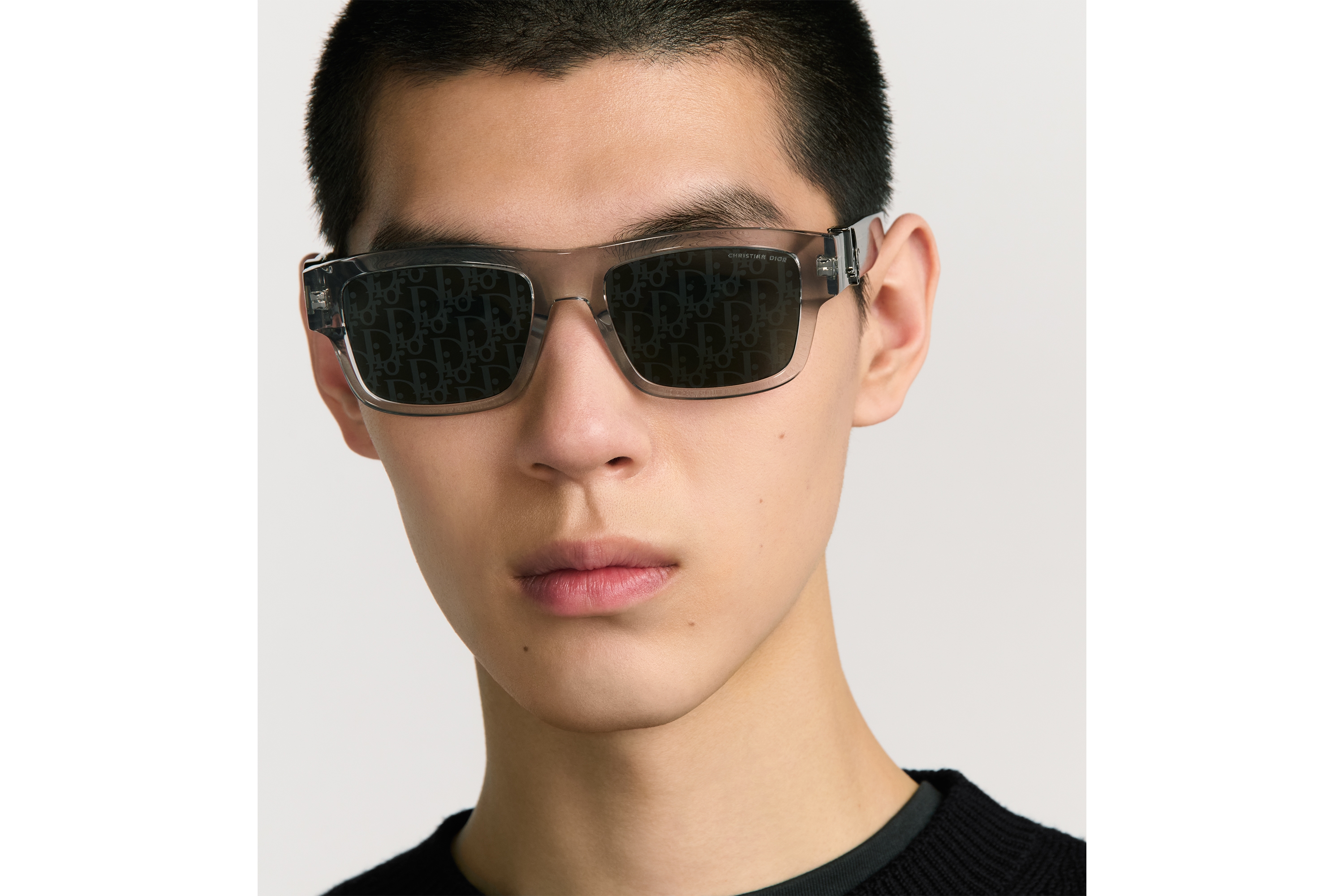 Dior Oblique S3F 太阳眼镜 灰色半透明方形镜框 E30