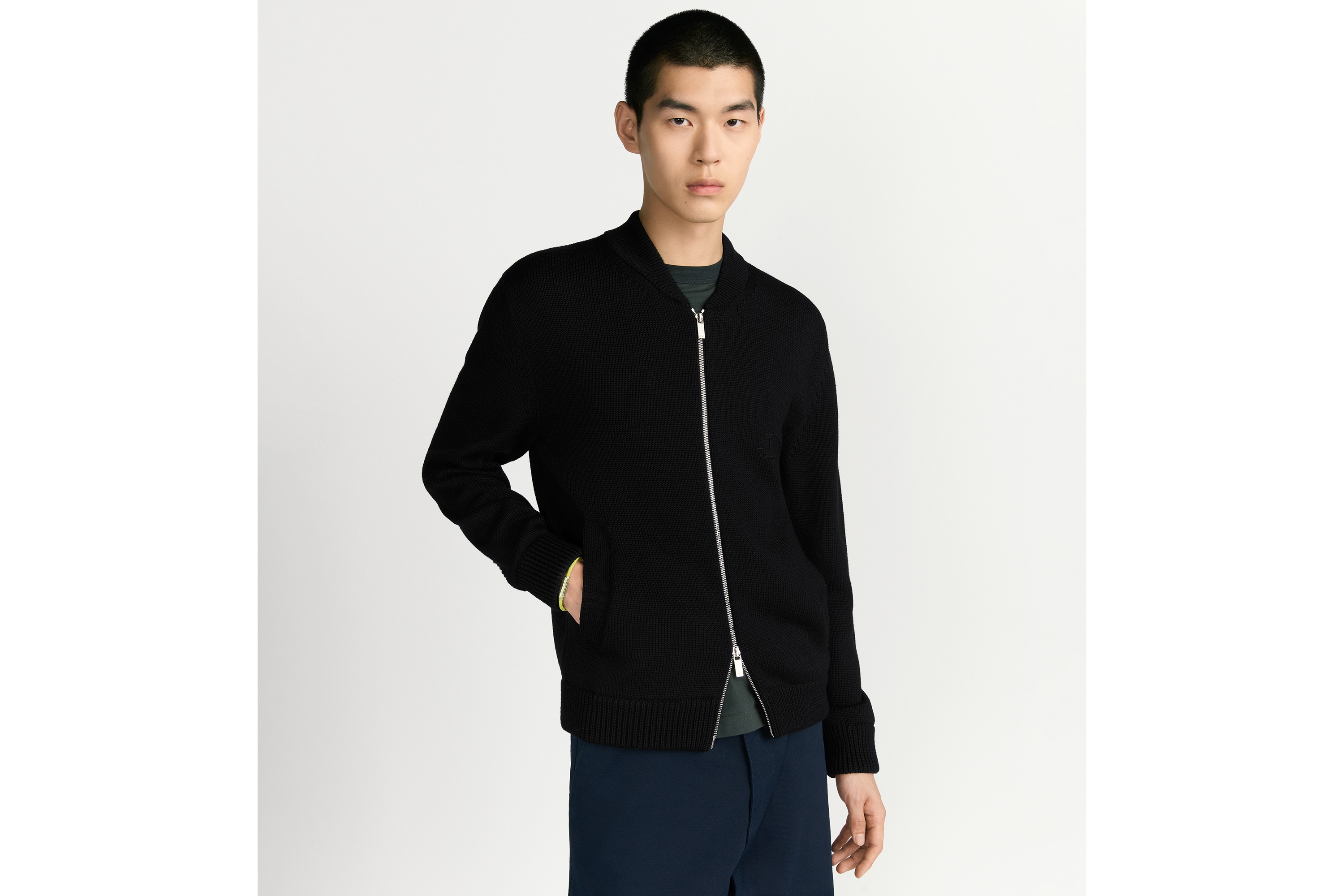 look_image_alt_prefix 短夹克 黑色绵羊毛平纹针织面料 Dior Ribbon 标志 E01