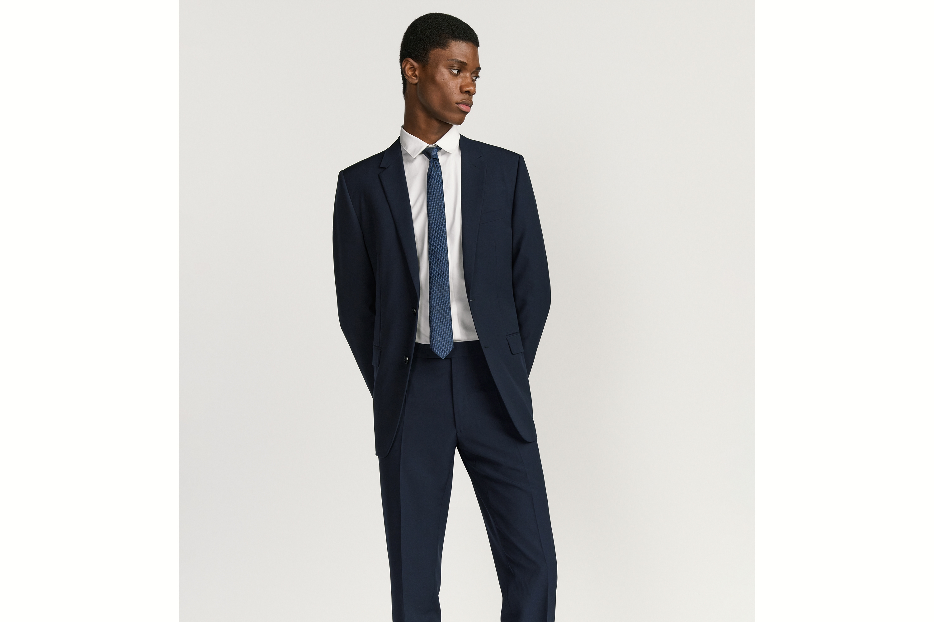 look_image_alt_prefix Dior 印花领带 蓝色桑蚕丝面料 Oblique Trio 印花 E35