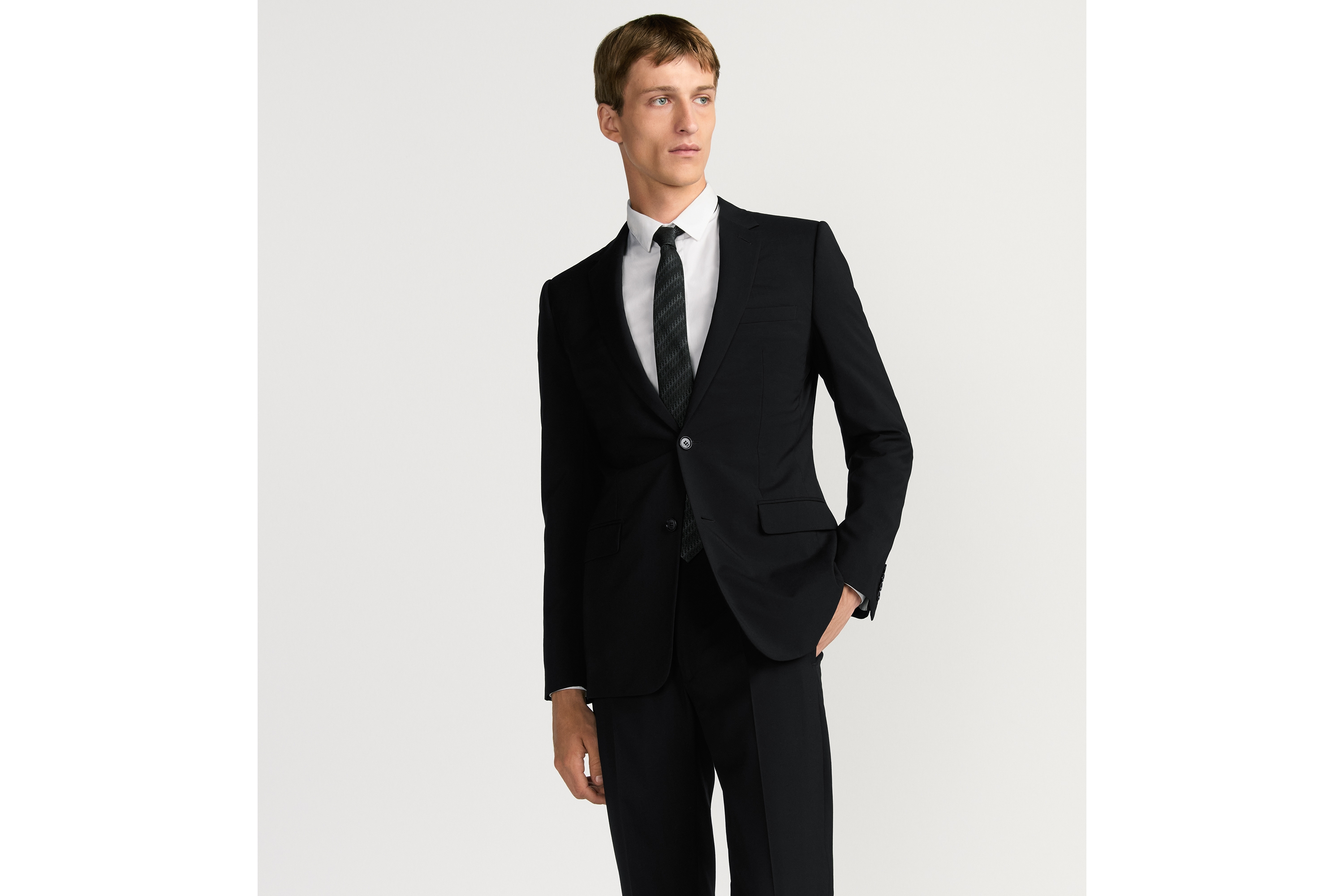 look_image_alt_prefix Dior 印花领带 黑色桑蚕丝面料 Oblique Trio 印花 E35