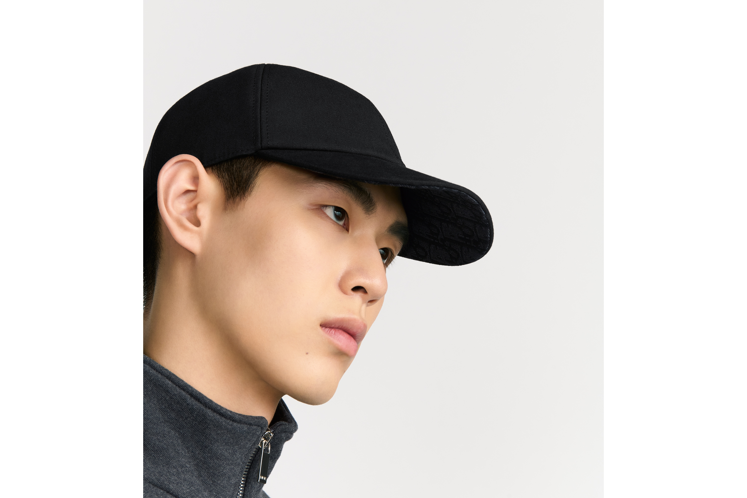 look_image_alt_prefix 遮阳棒球帽 黑色棉质帆布 Oblique 印花 E27