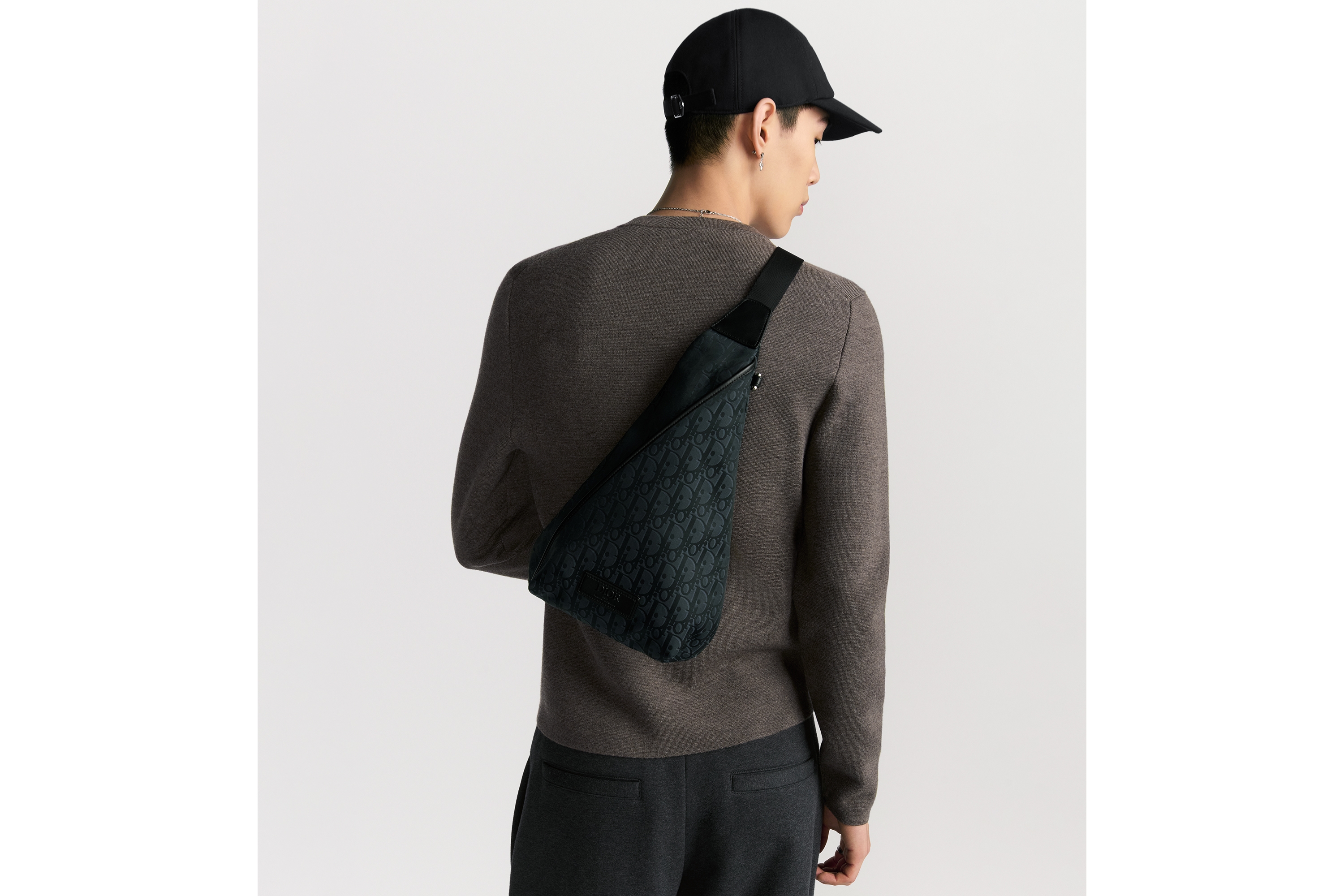 Dior Trek 拉链单肩包 黑色 Oblique 印花尼龙 E19