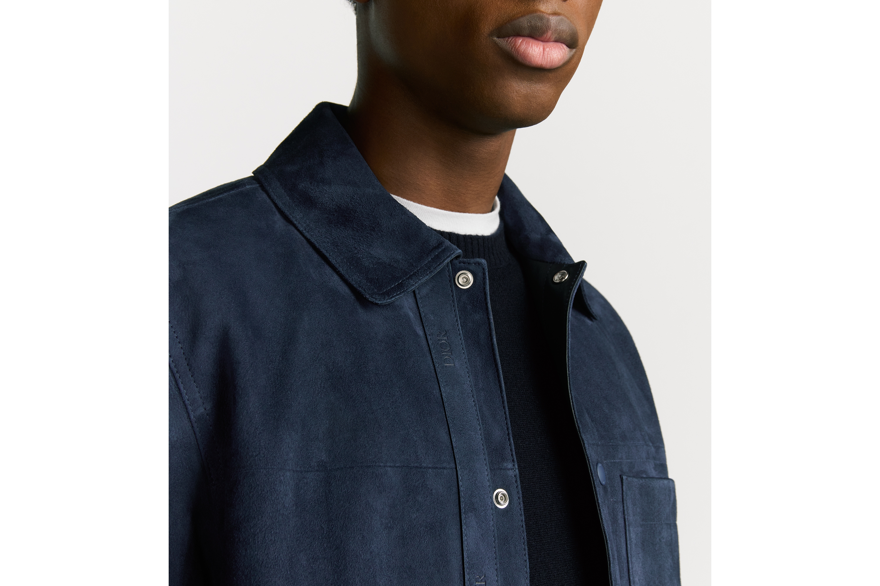 look_image_alt_prefix 短夹克 海军蓝色羊皮革 E04