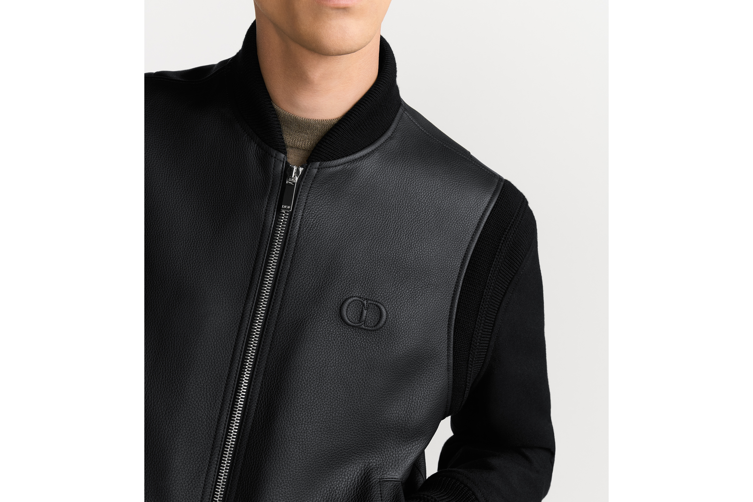 look_image_alt_prefix 棒球夹克 黑色牛皮革 CD Icon 刺绣 E04