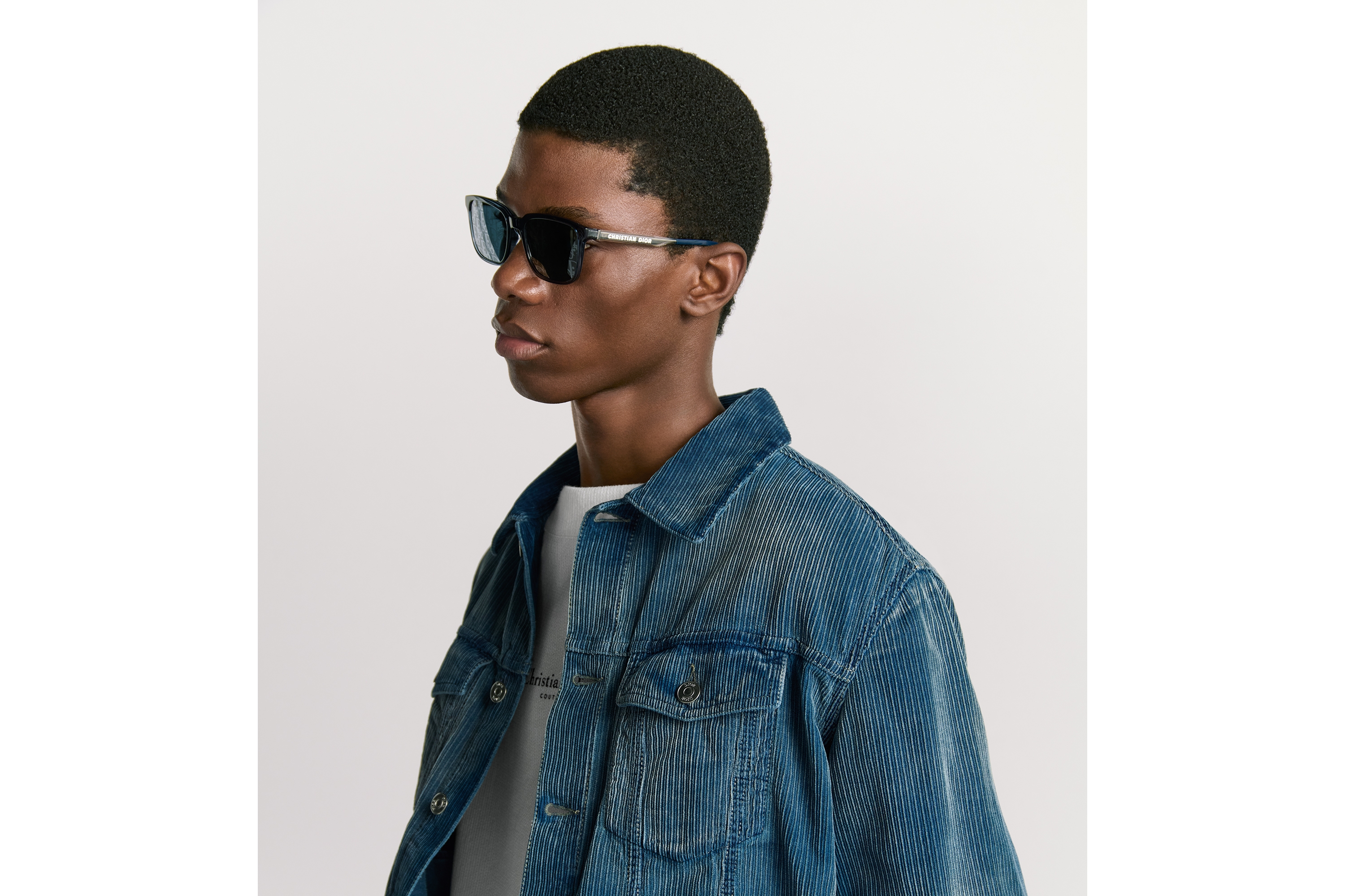 DiorTag SU 太阳眼镜 海军蓝色半透明方形镜框 E30