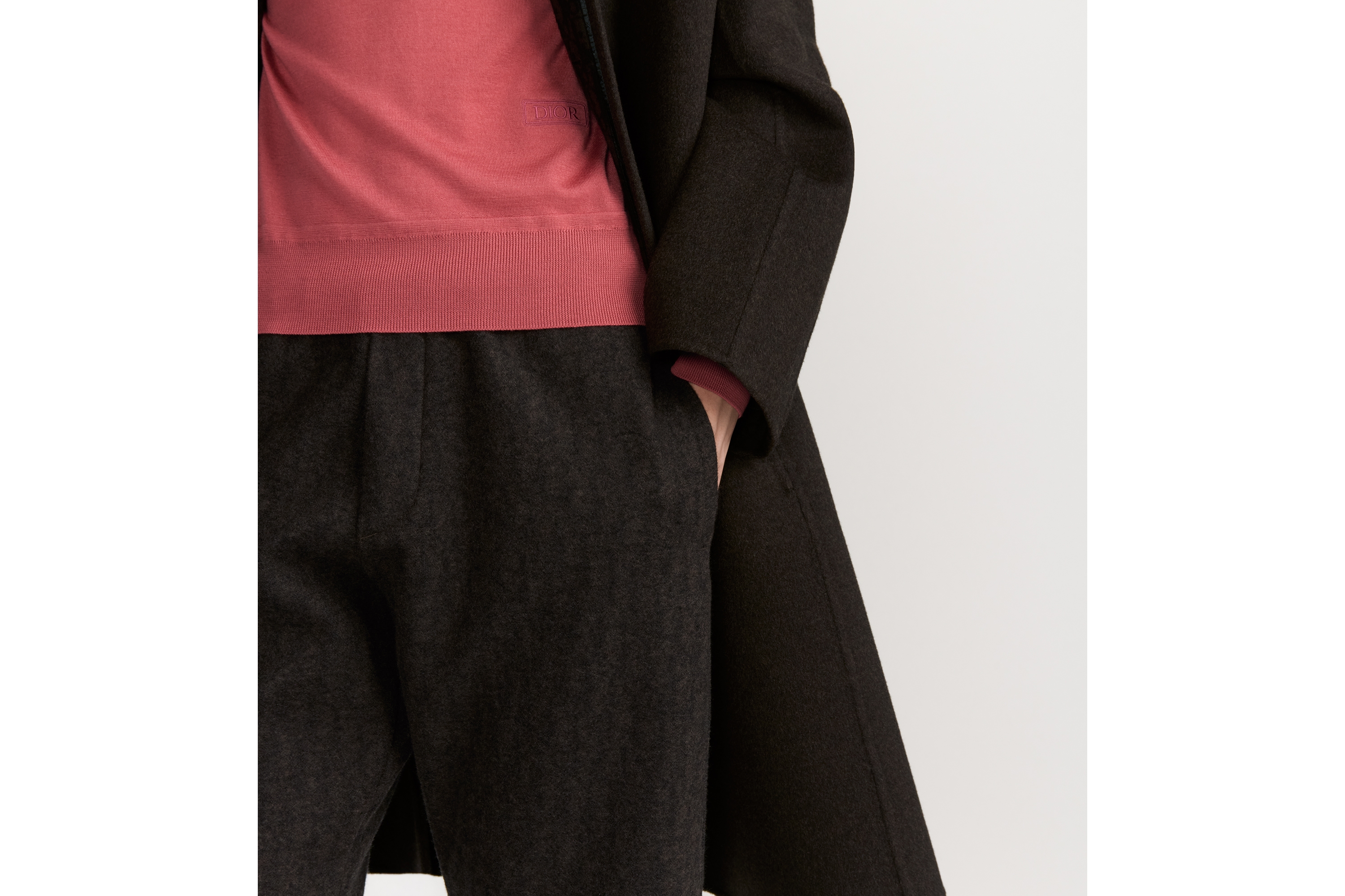 look_image_alt_prefix Dior Icons 运动长裤 棕色山羊绒混纺提花面料 E16