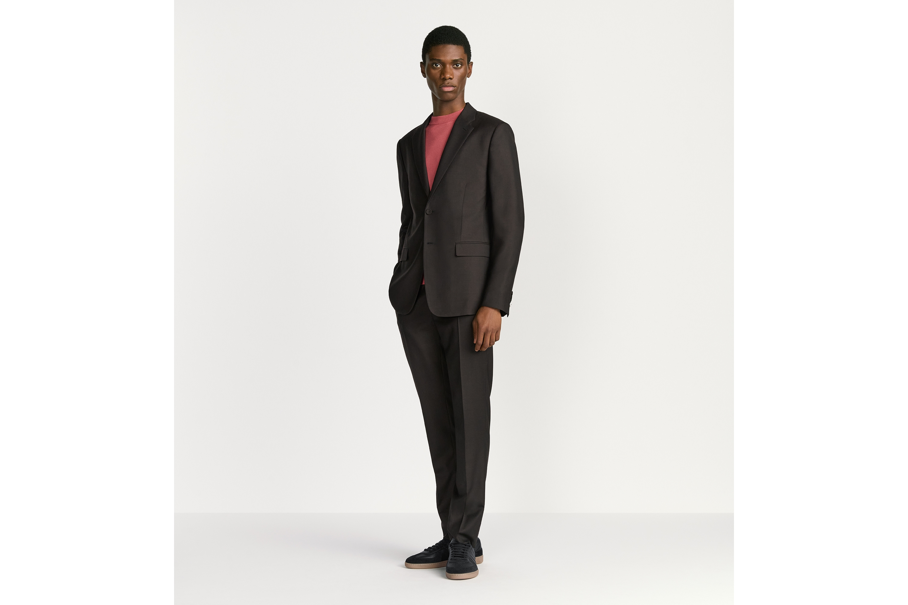 look_image_alt_prefix Dior Icons 修身版型长裤 棕色山羊绒混纺斜纹面料 E02