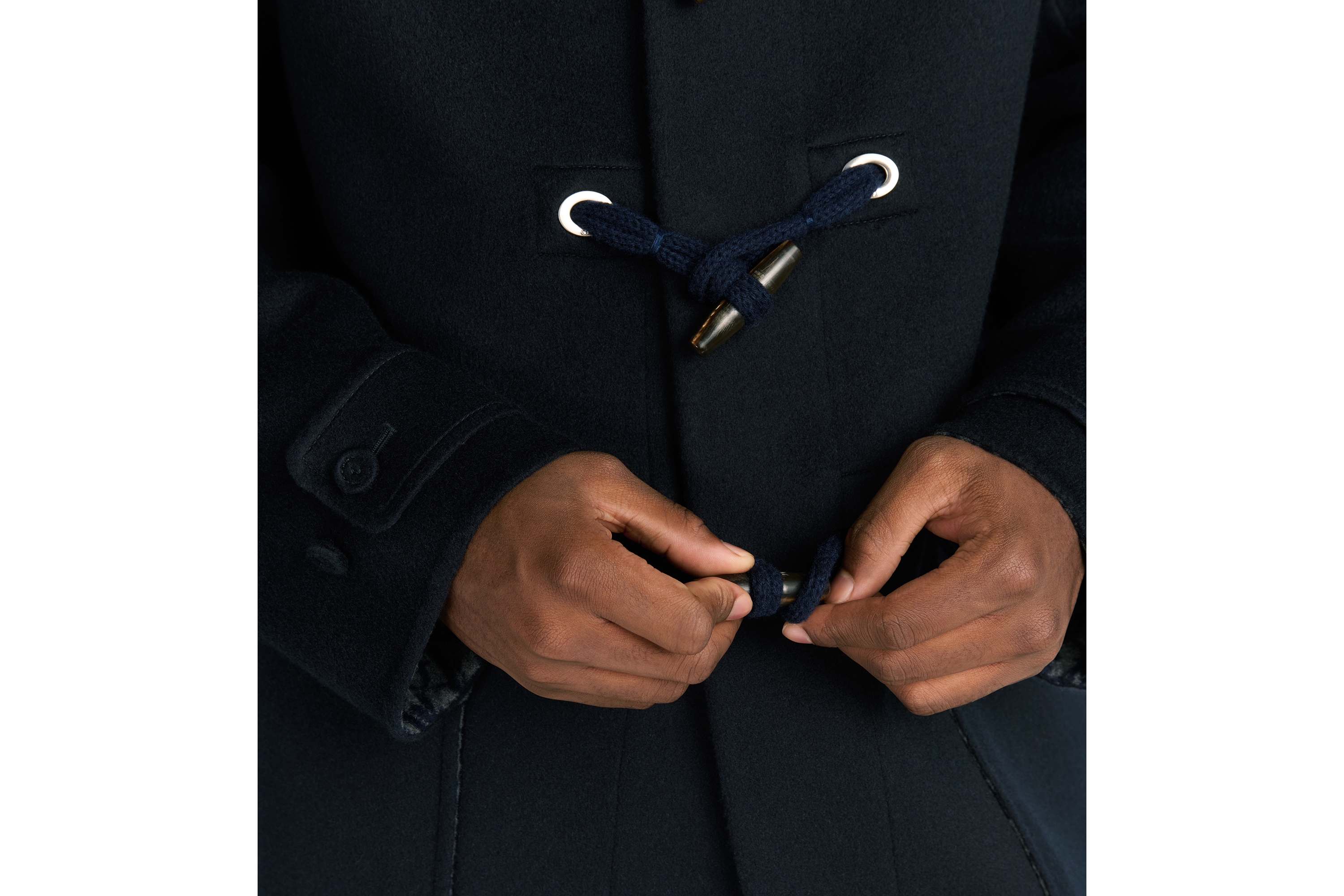 look_image_alt_prefix Dior Icons 牛角扣大衣 蓝色双面绵羊毛和山羊绒混纺面料 E04