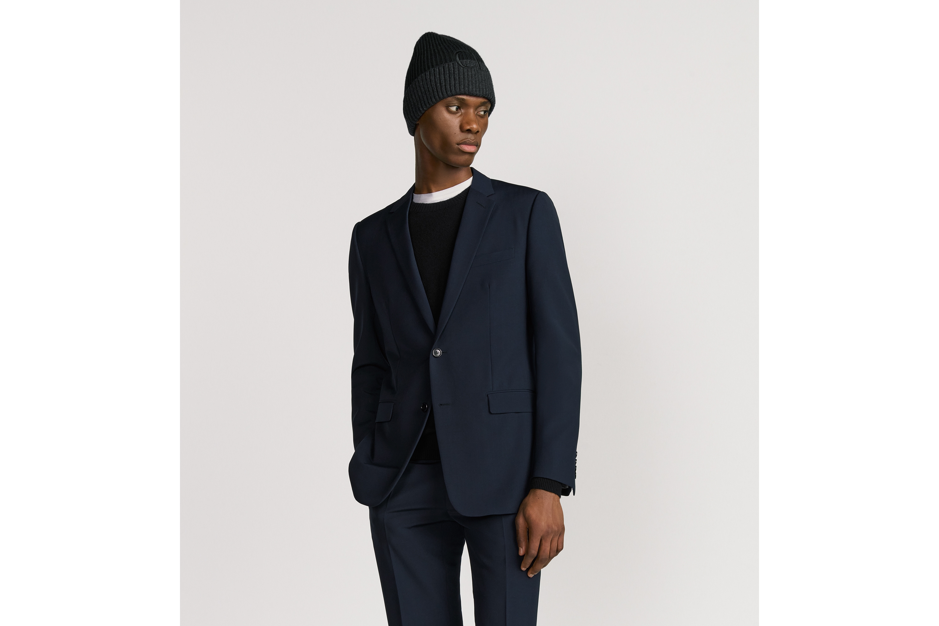 look_image_alt_prefix 针织帽 黑色和深灰色绵羊毛针织面料 CD Icon 刺绣 E27