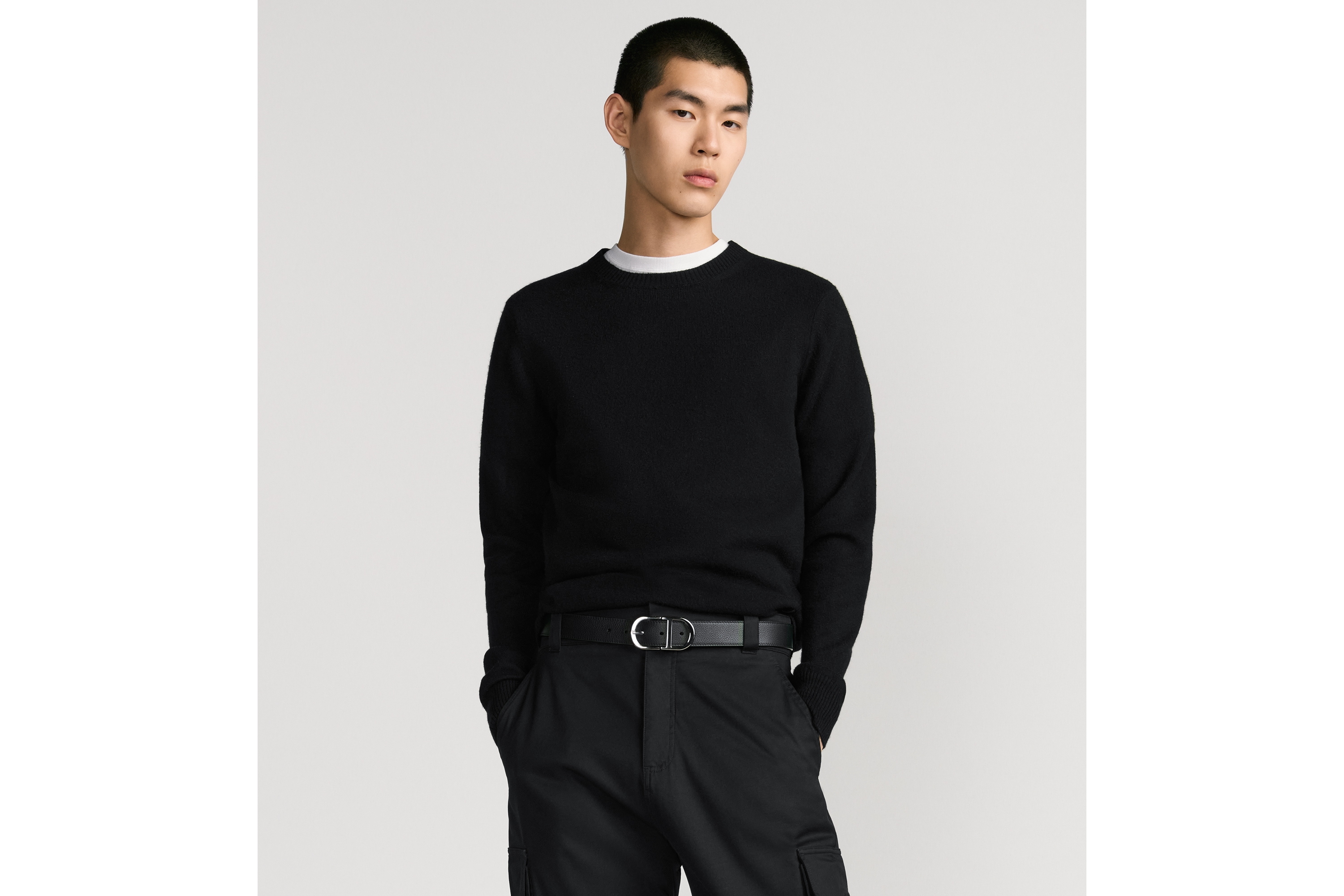 腰带 33 毫米黑色粒面牛皮革 E45