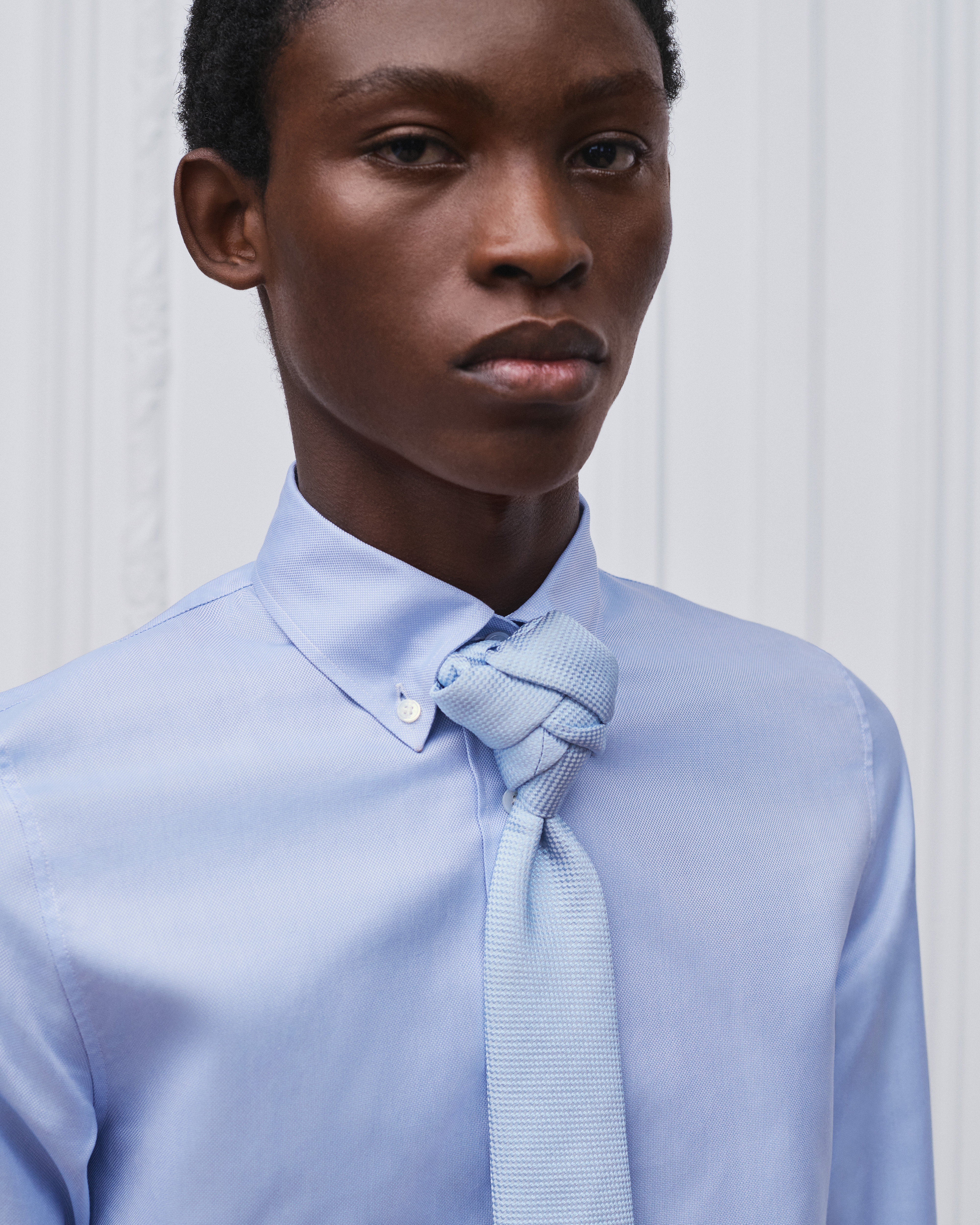 领带搭配 Eldredge 结饰 淡蓝色桑蚕丝面料 E35