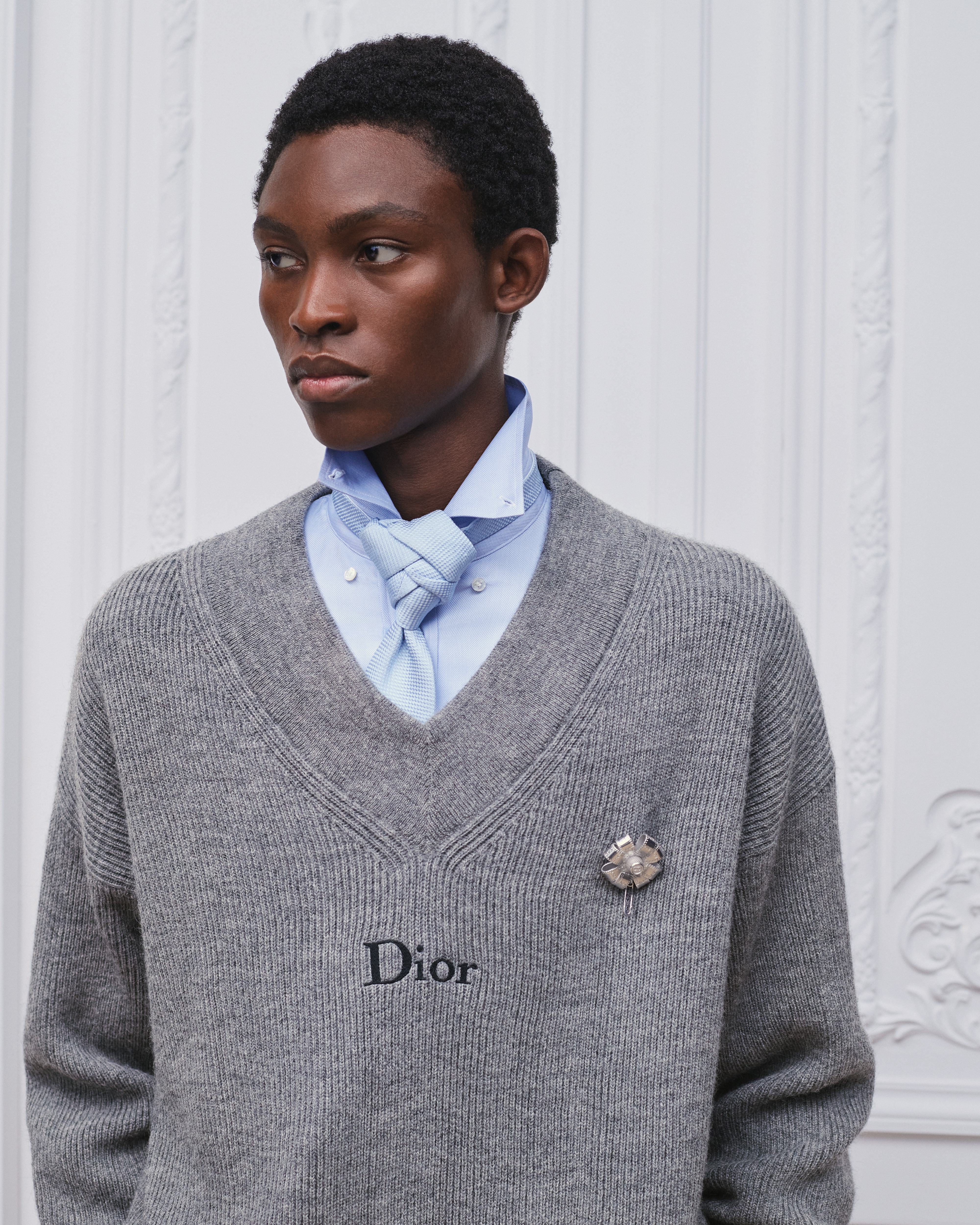 look_image_alt_prefix Dior Couture Charms 四叶草胸针 银质 E41