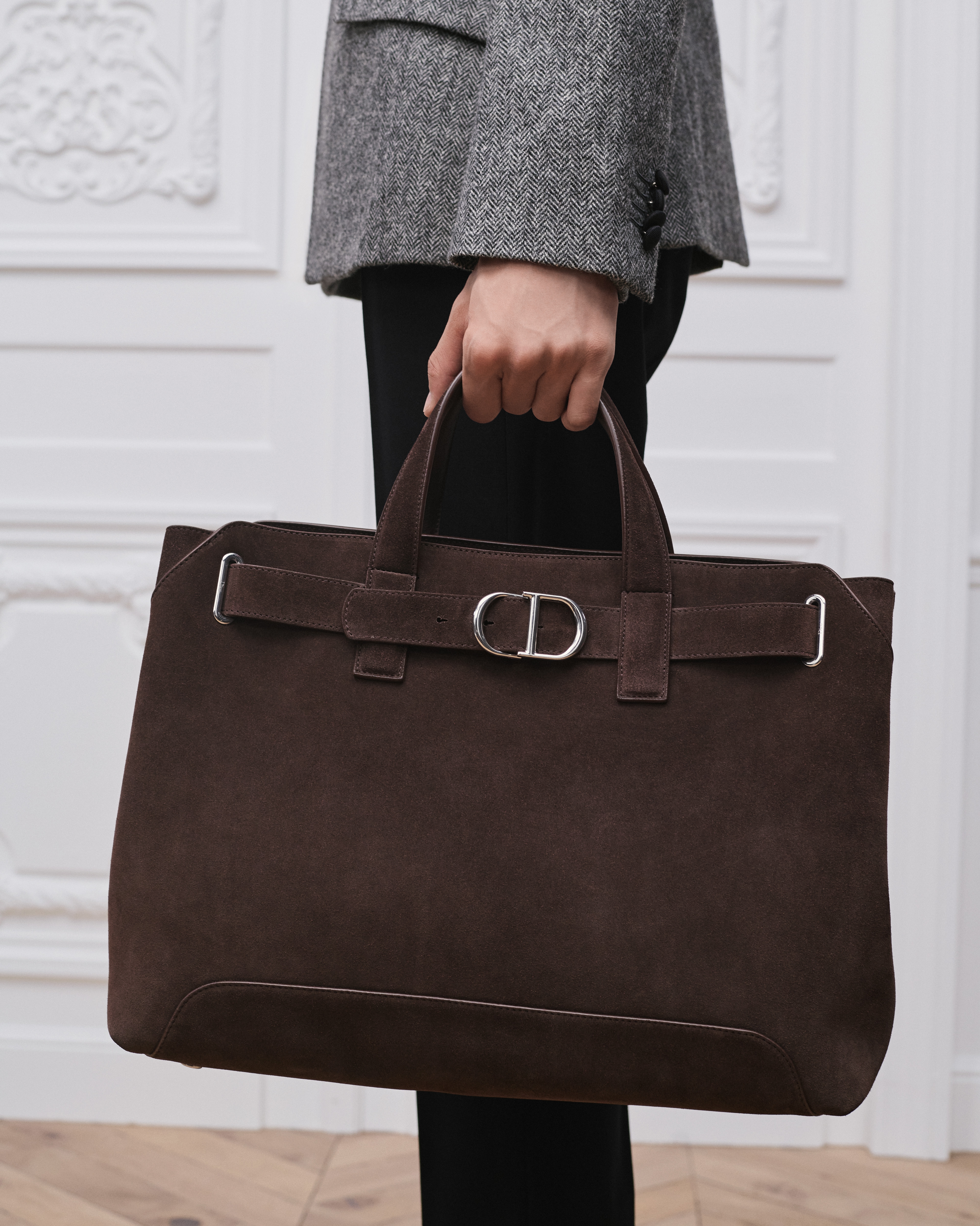 中号 Dior Normandie 手袋 深棕色绒面革 E20