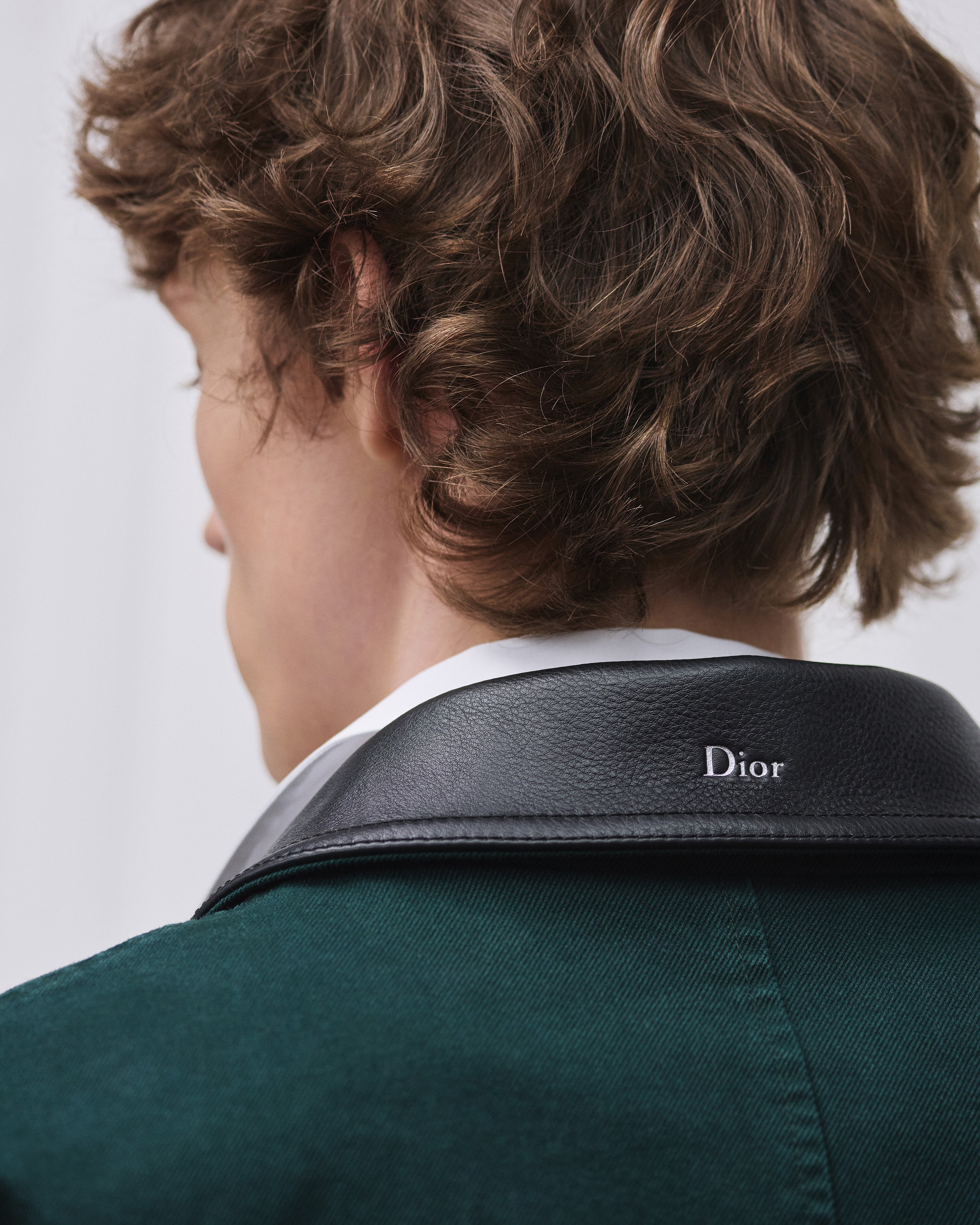 look_image_alt_prefix Dior Ingrid 短夹克 绿色棉质斜纹面料 E04