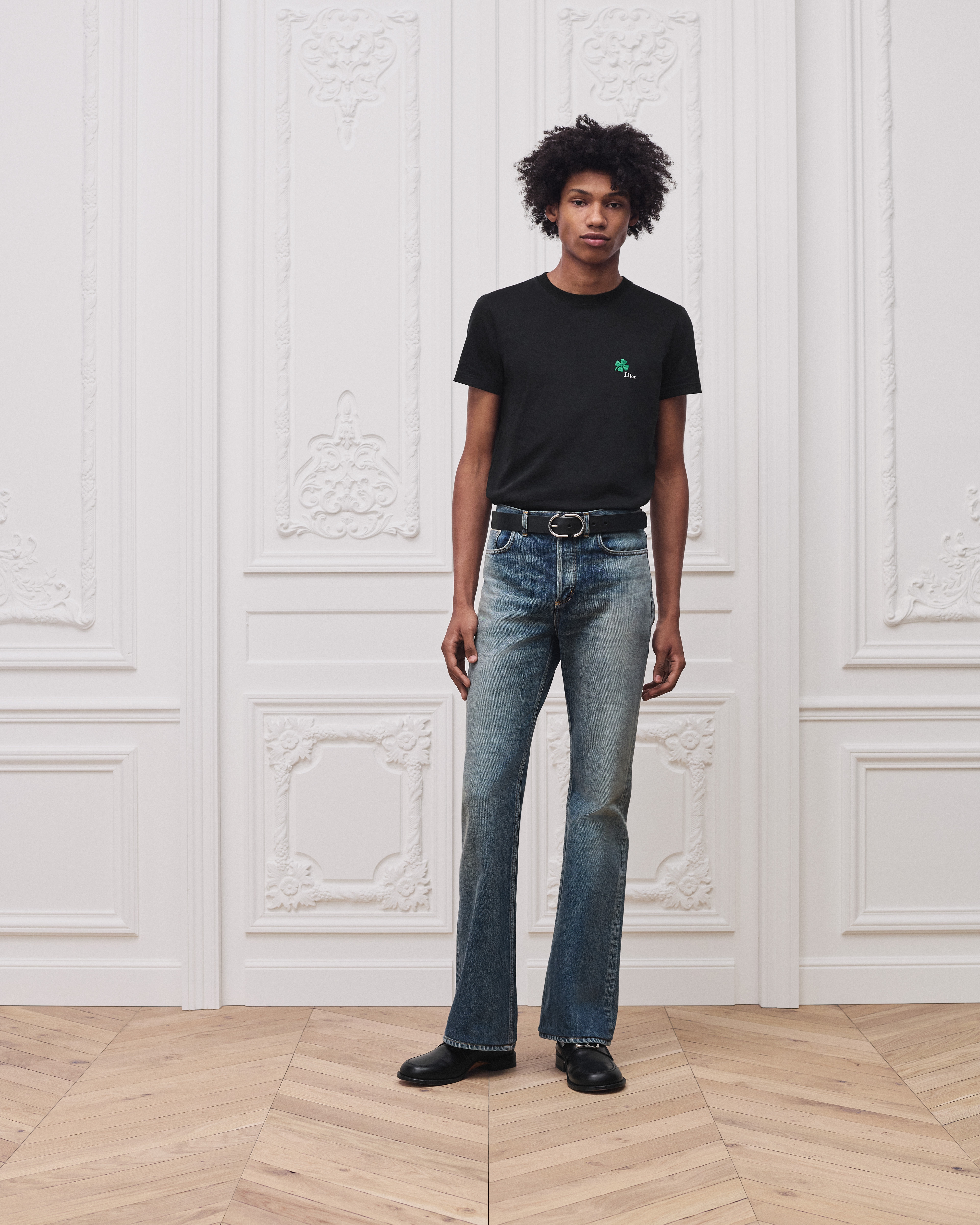 look_image_alt_prefix 微喇牛仔裤 蓝色棉质斜纹面料 E08