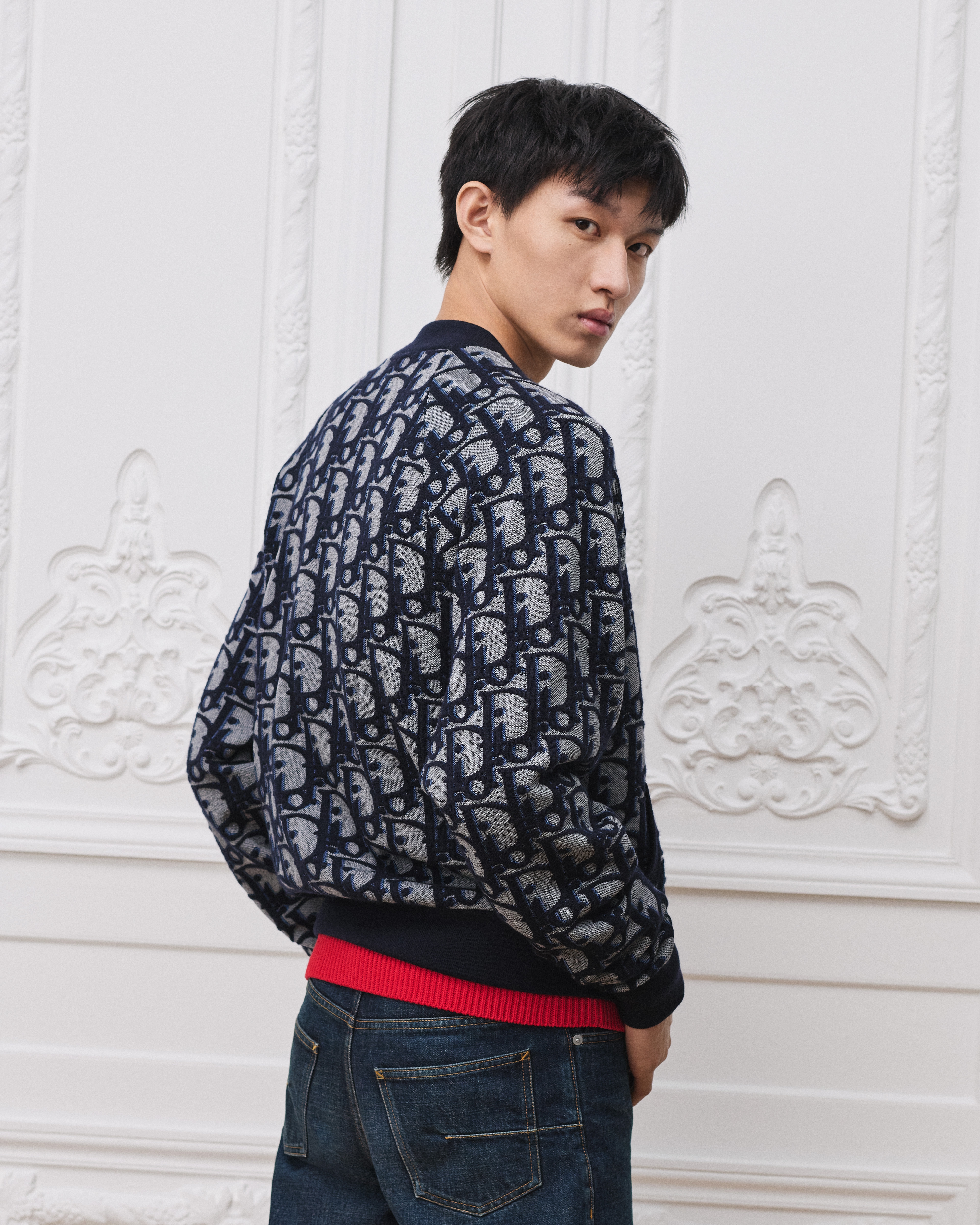 look_image_alt_prefix 飞行员夹克 棉质混纺面料蓝色 Oblique 印花 E03