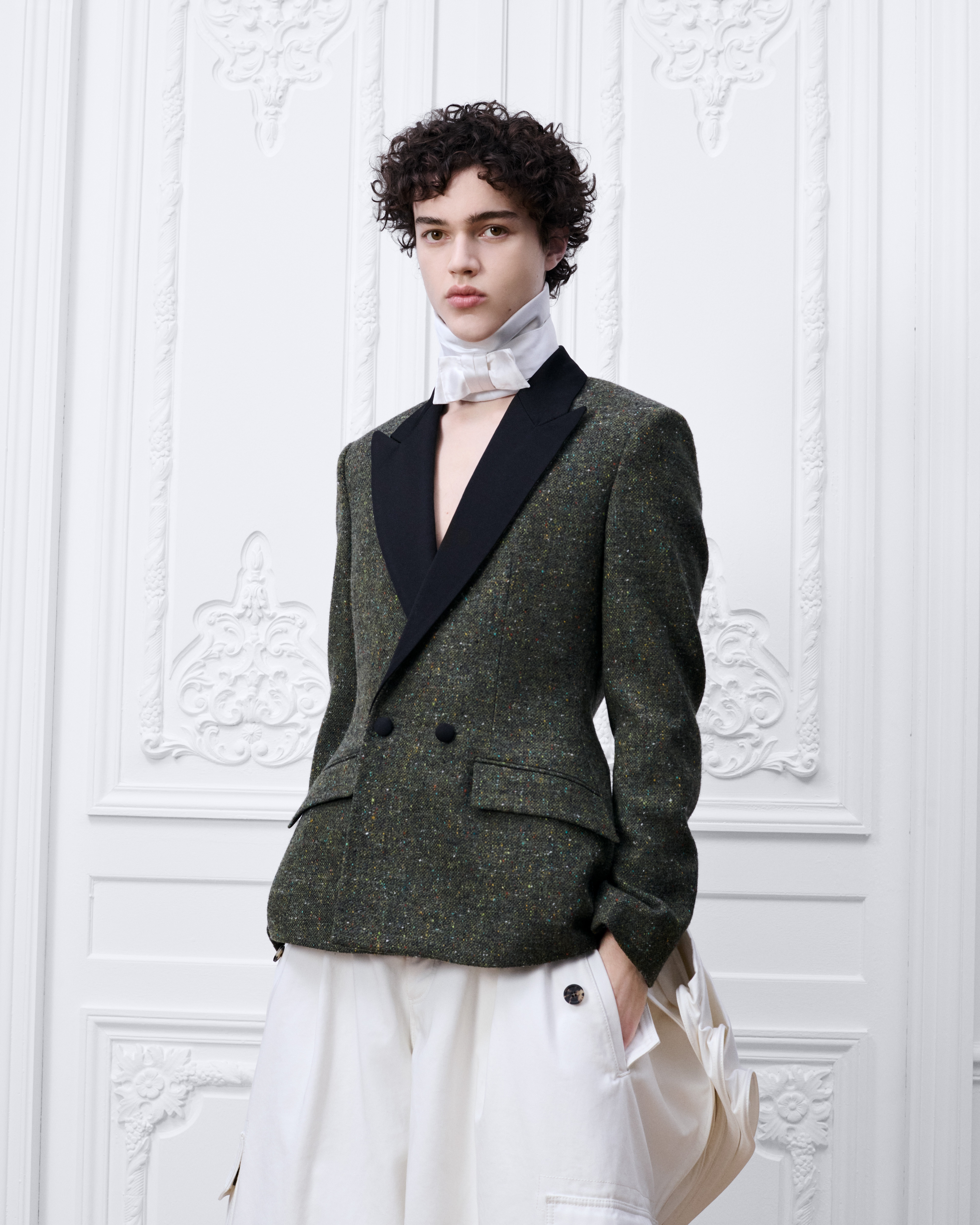 look_image_alt_prefix 经典西装外套 绿色绵羊毛粗花呢面料 E07