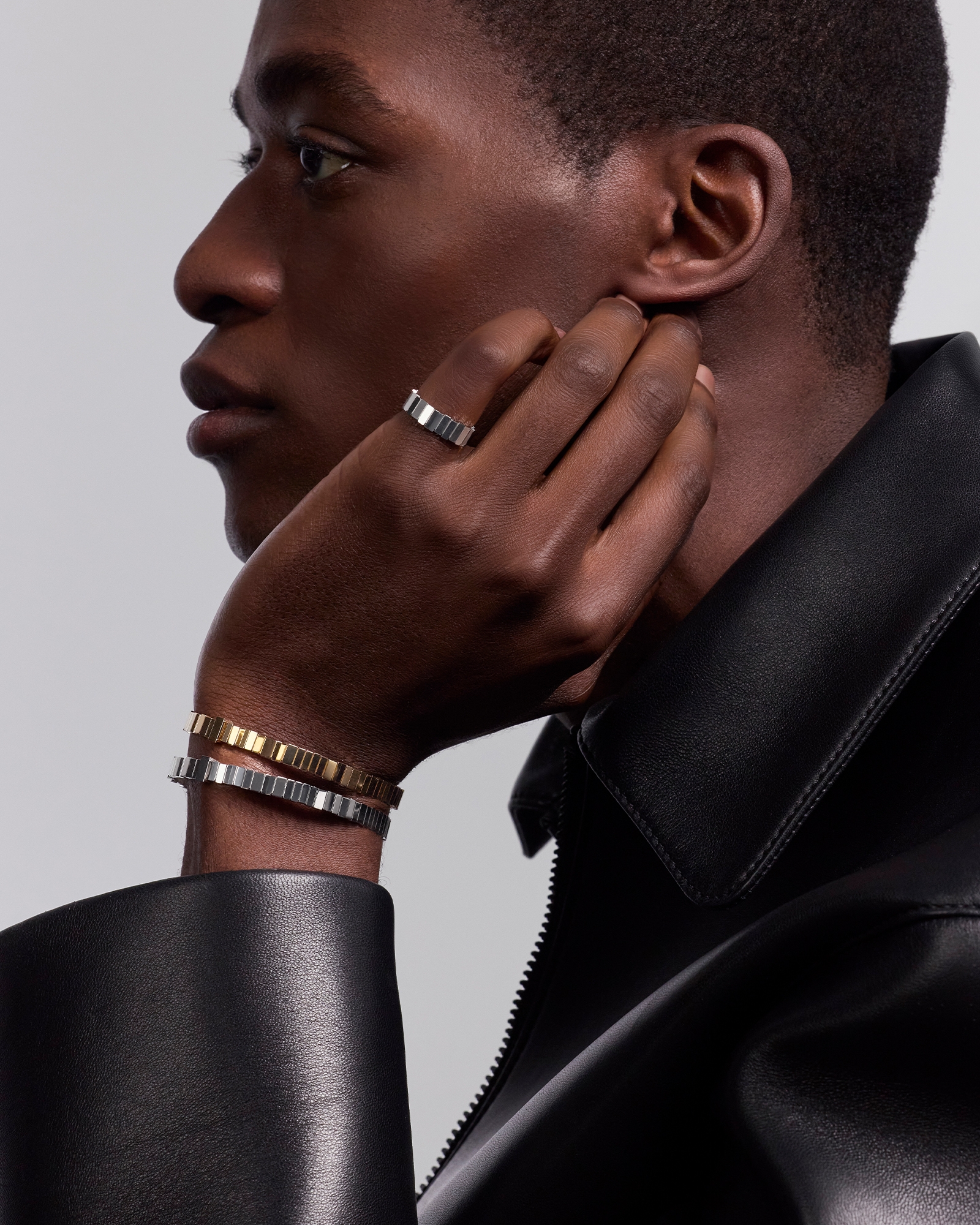 look_image_alt_prefix GEM DIOR 手链 白色 18K 金 E01