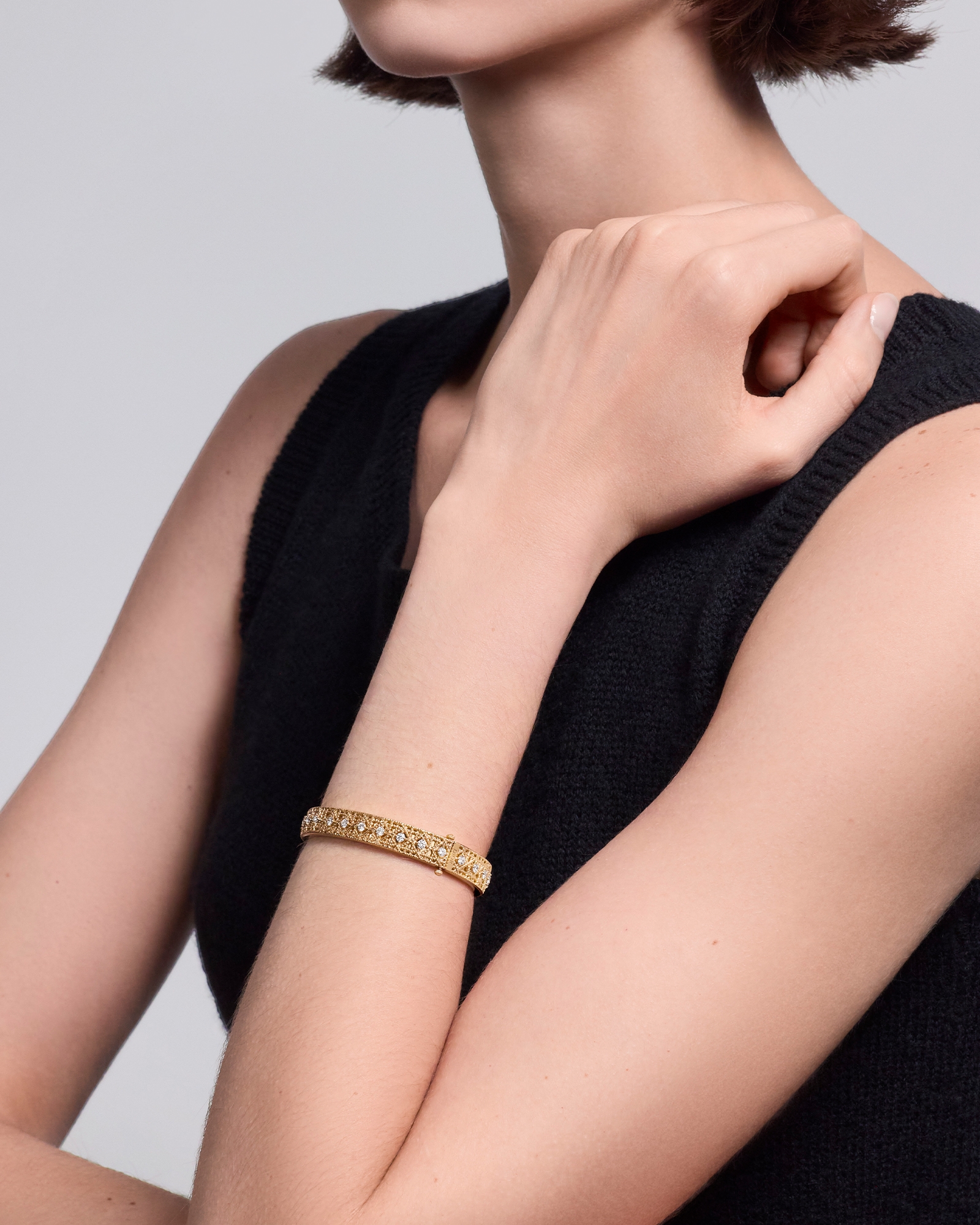 My Dior 手镯 黄色 18K 金、白色 18K 金和钻石装饰 E01