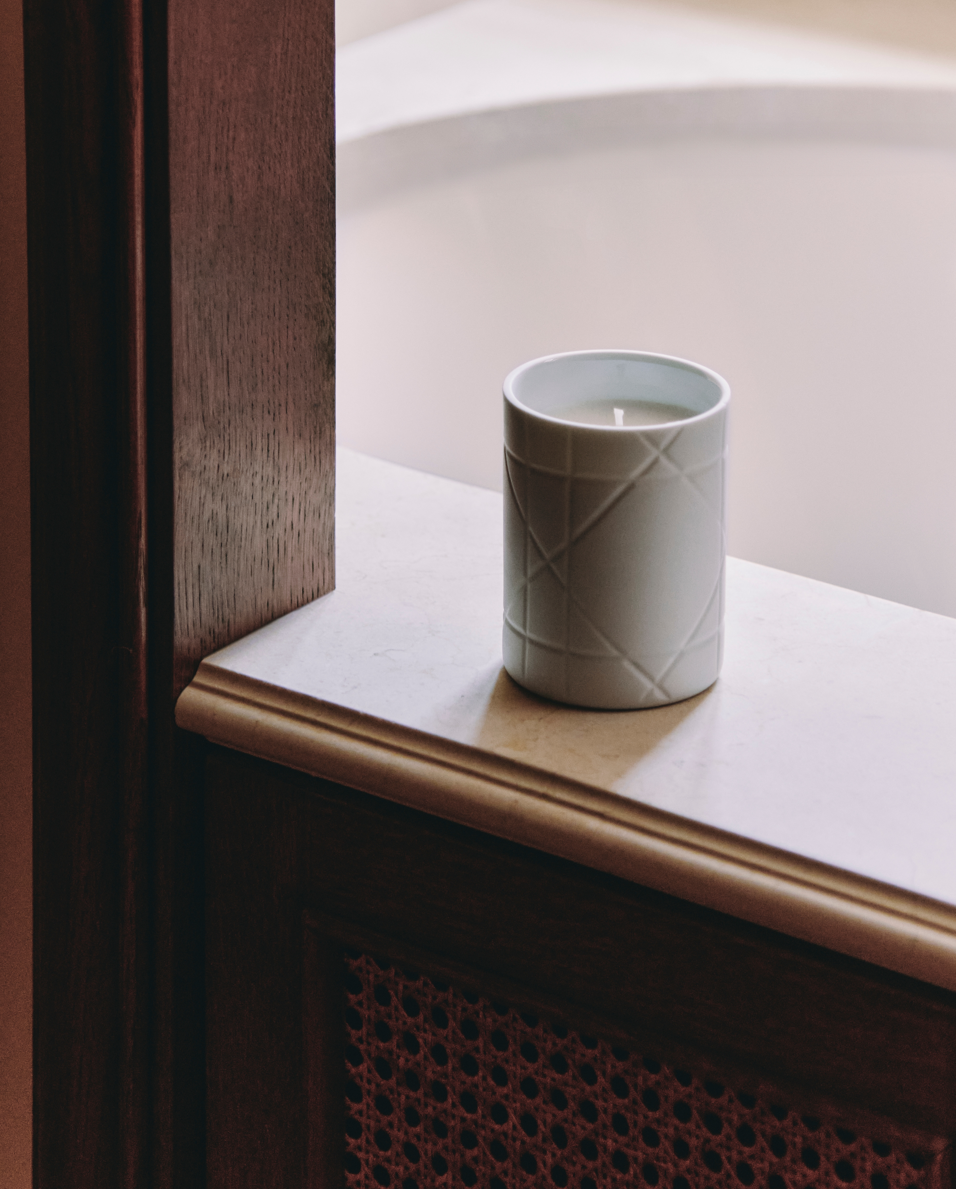 Fleur d'Oranger 香氛蜡烛 白色藤格纹 E04