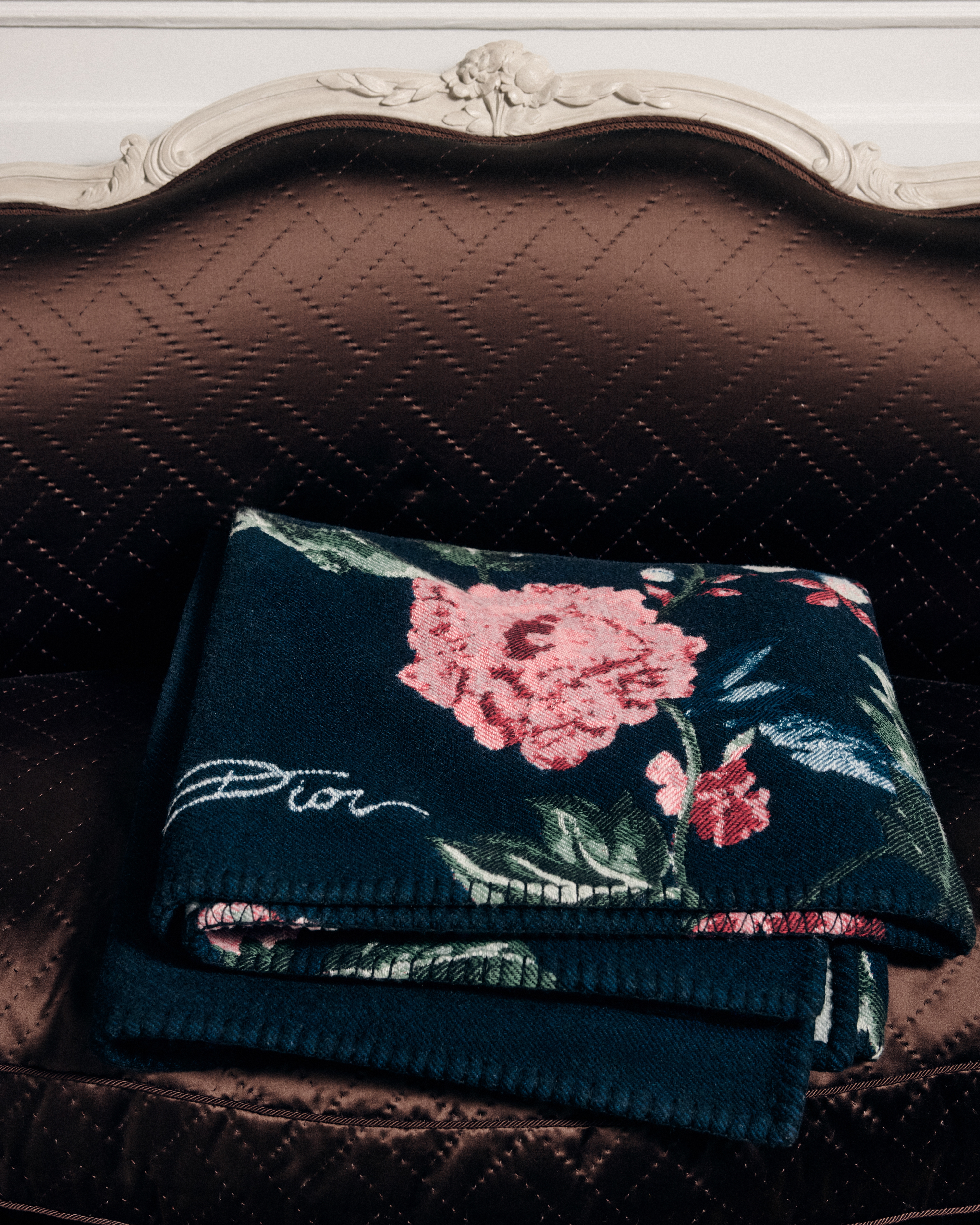 织毯  蓝色绵羊毛混纺提花面料飞鸟和花朵图案 E15