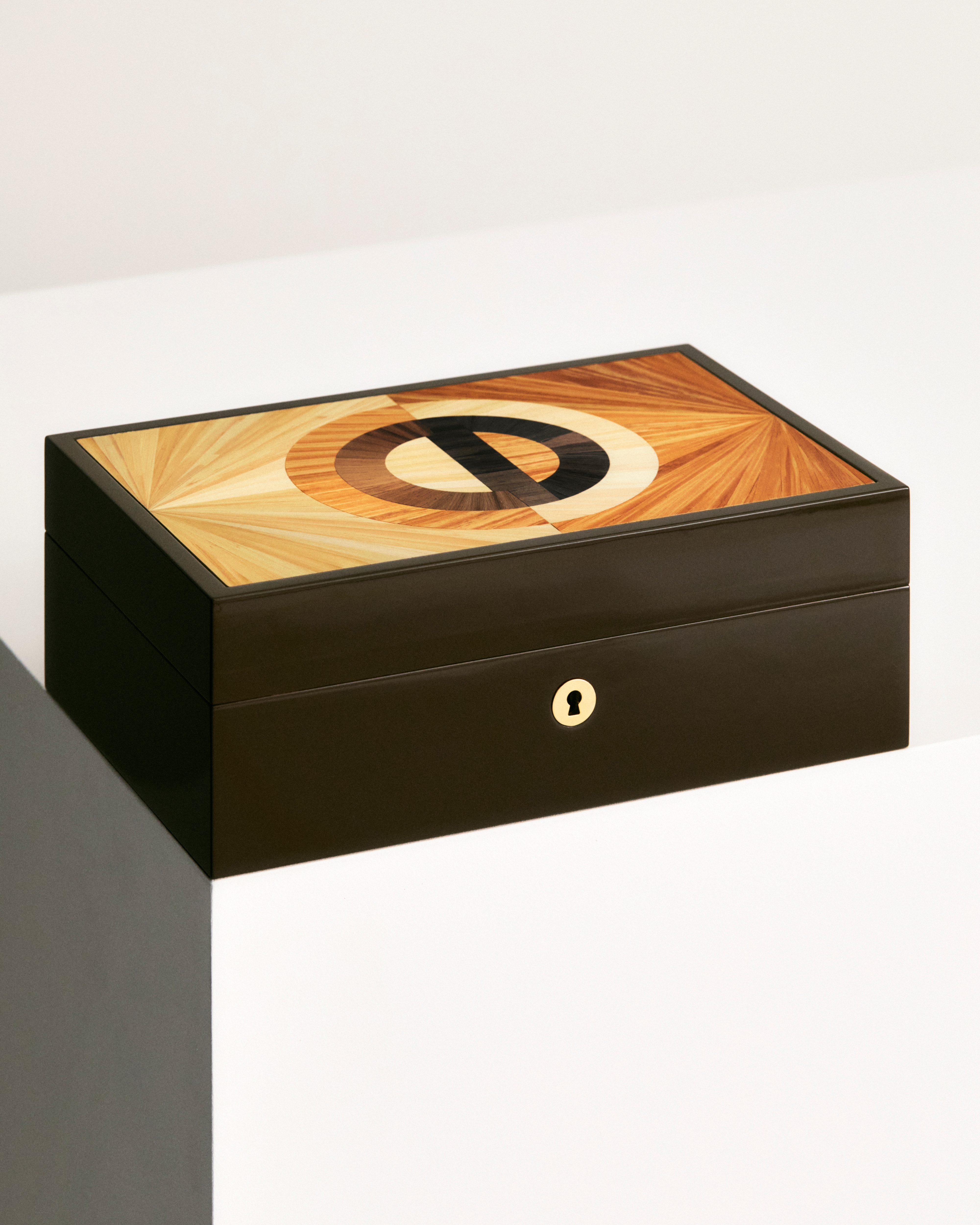 雪茄盒 米色麦秸细工镶嵌 CD Entrelacés 图案 E10