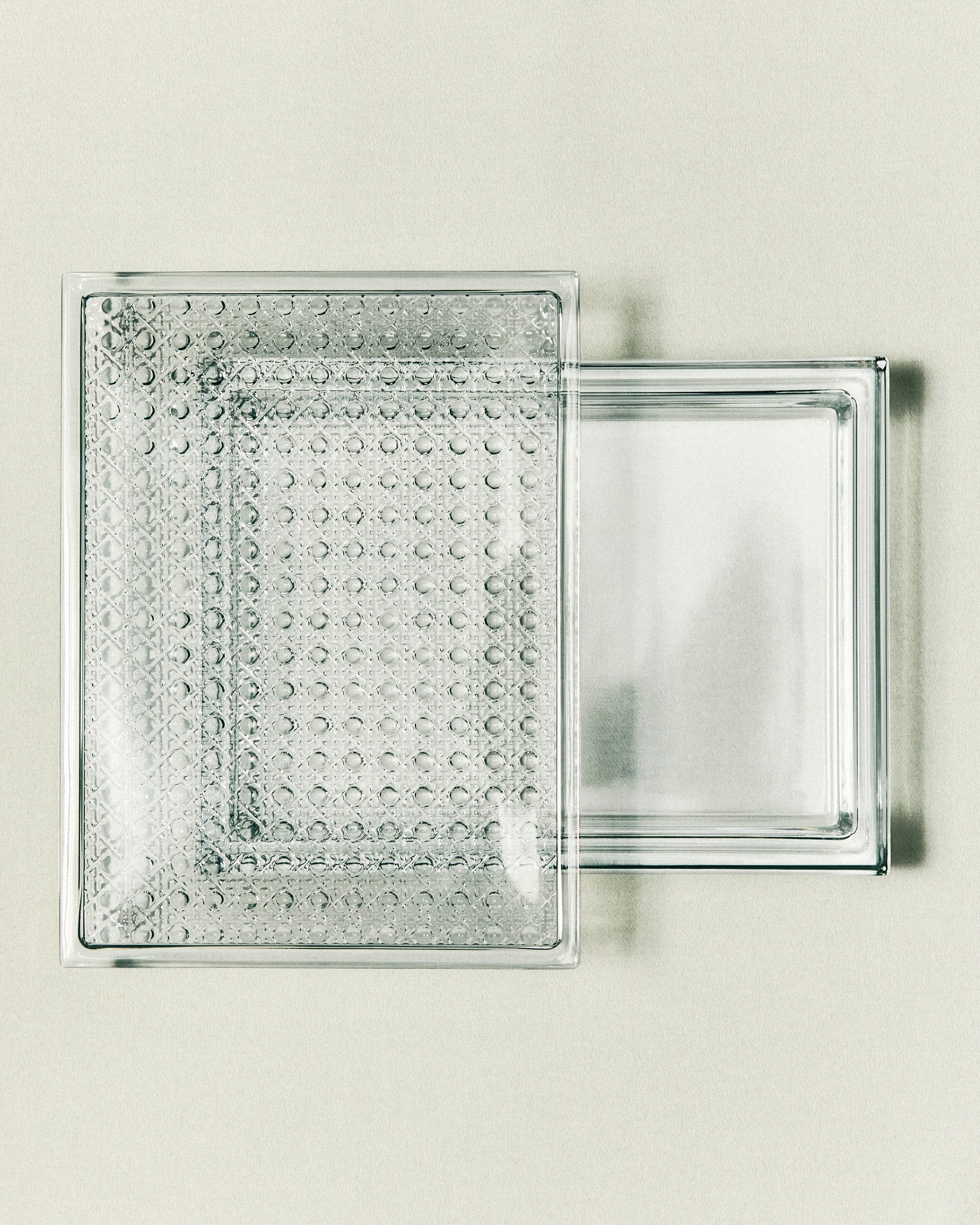 装饰盒 晶体搭配藤格纹图案 E04