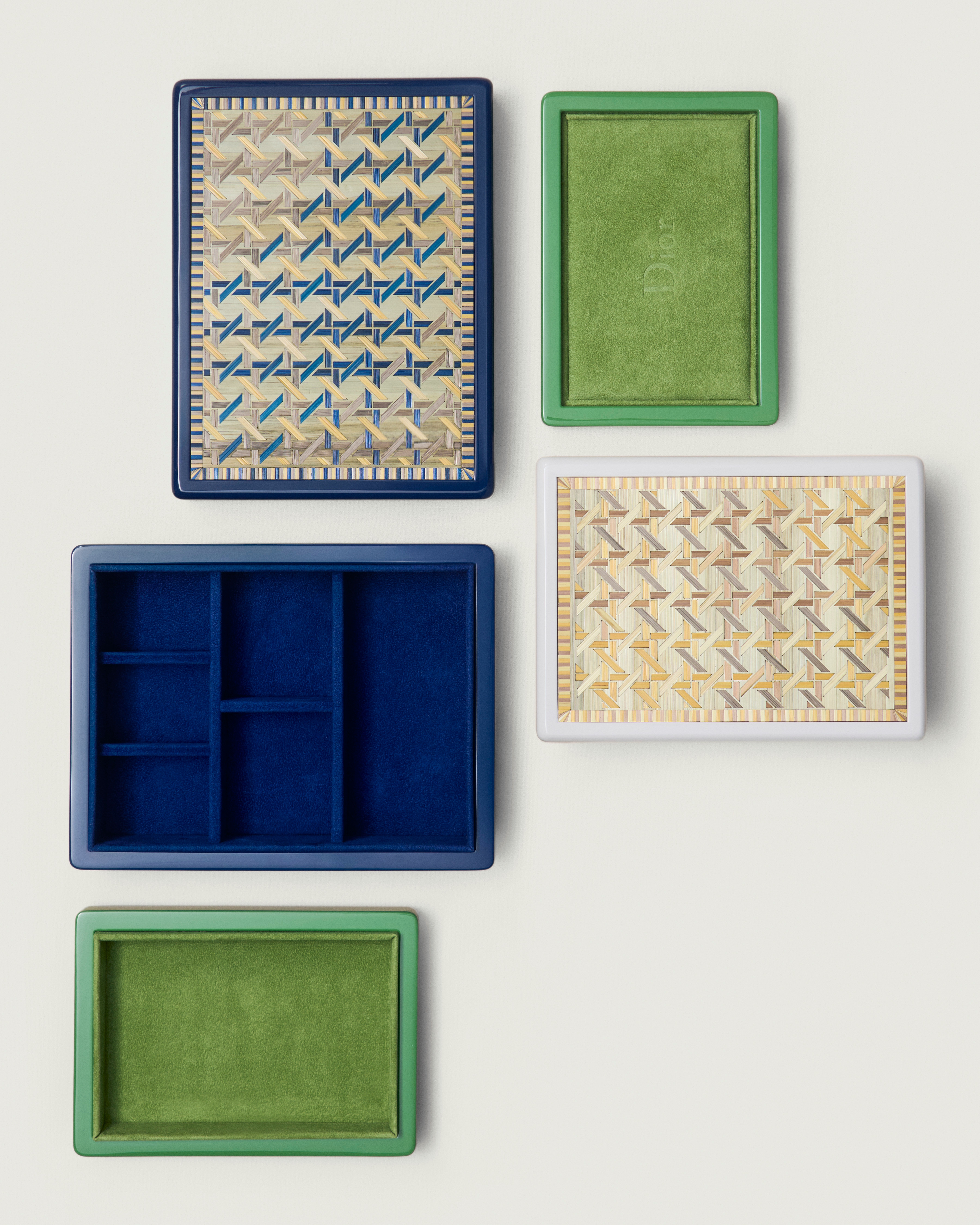 大号珠宝盒 蓝色涂漆木质和麦秸细工镶嵌藤格纹格子图案 E04