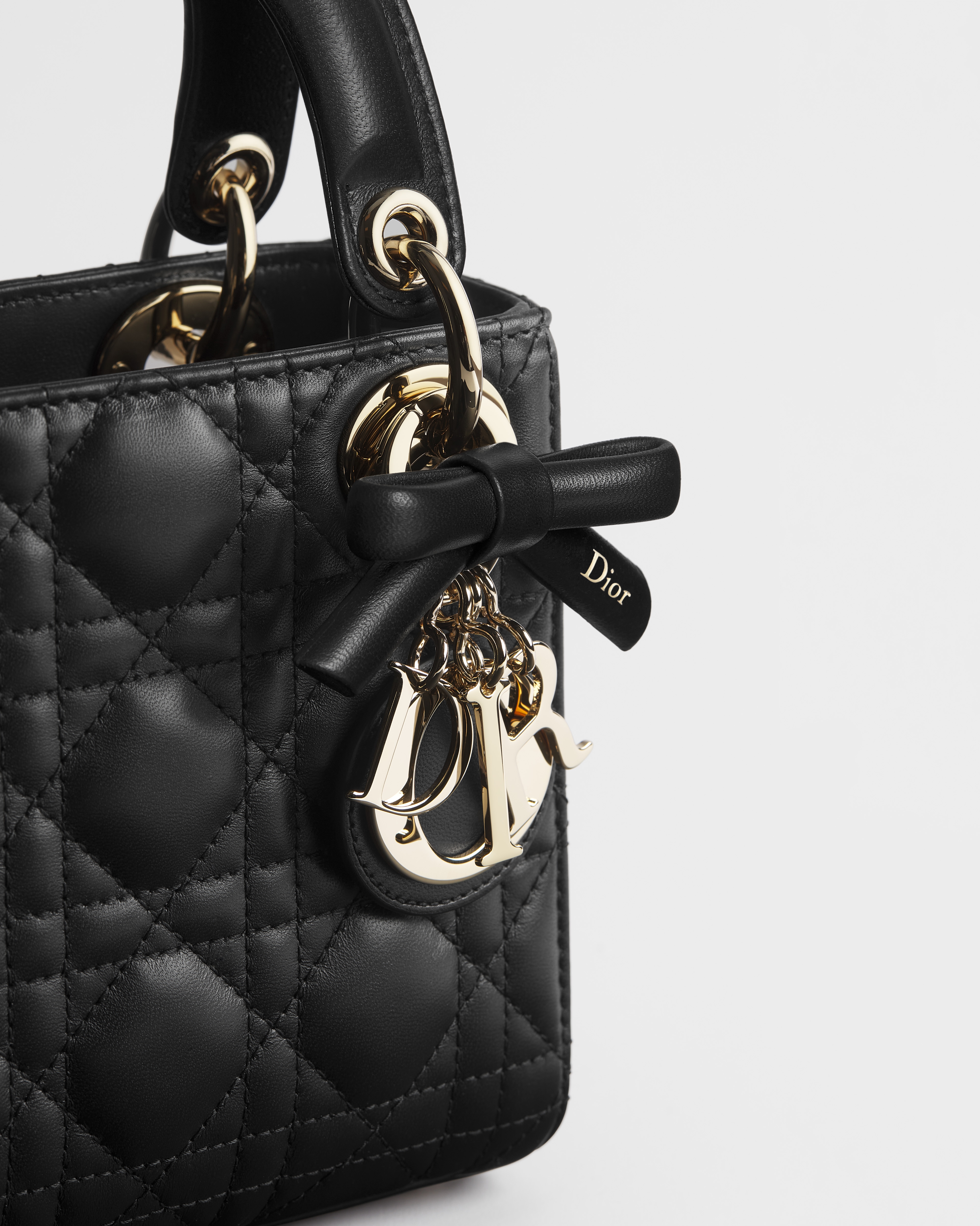 迷你 Lady Dior 手袋（附链条） 黑色羊皮革藤格纹 E09