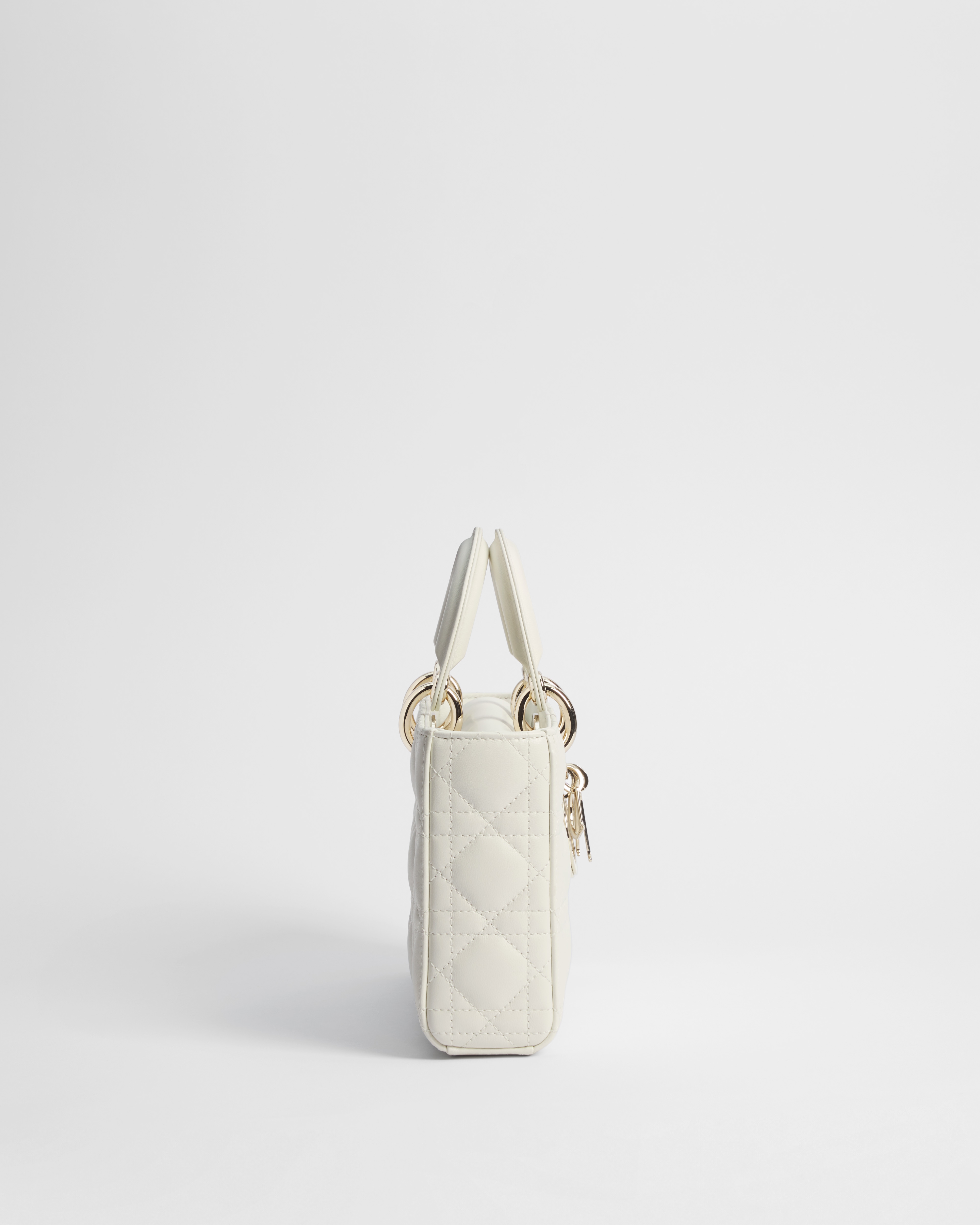 中号 Lady D-Joy 手袋 奶白色羊皮革藤格纹 E02