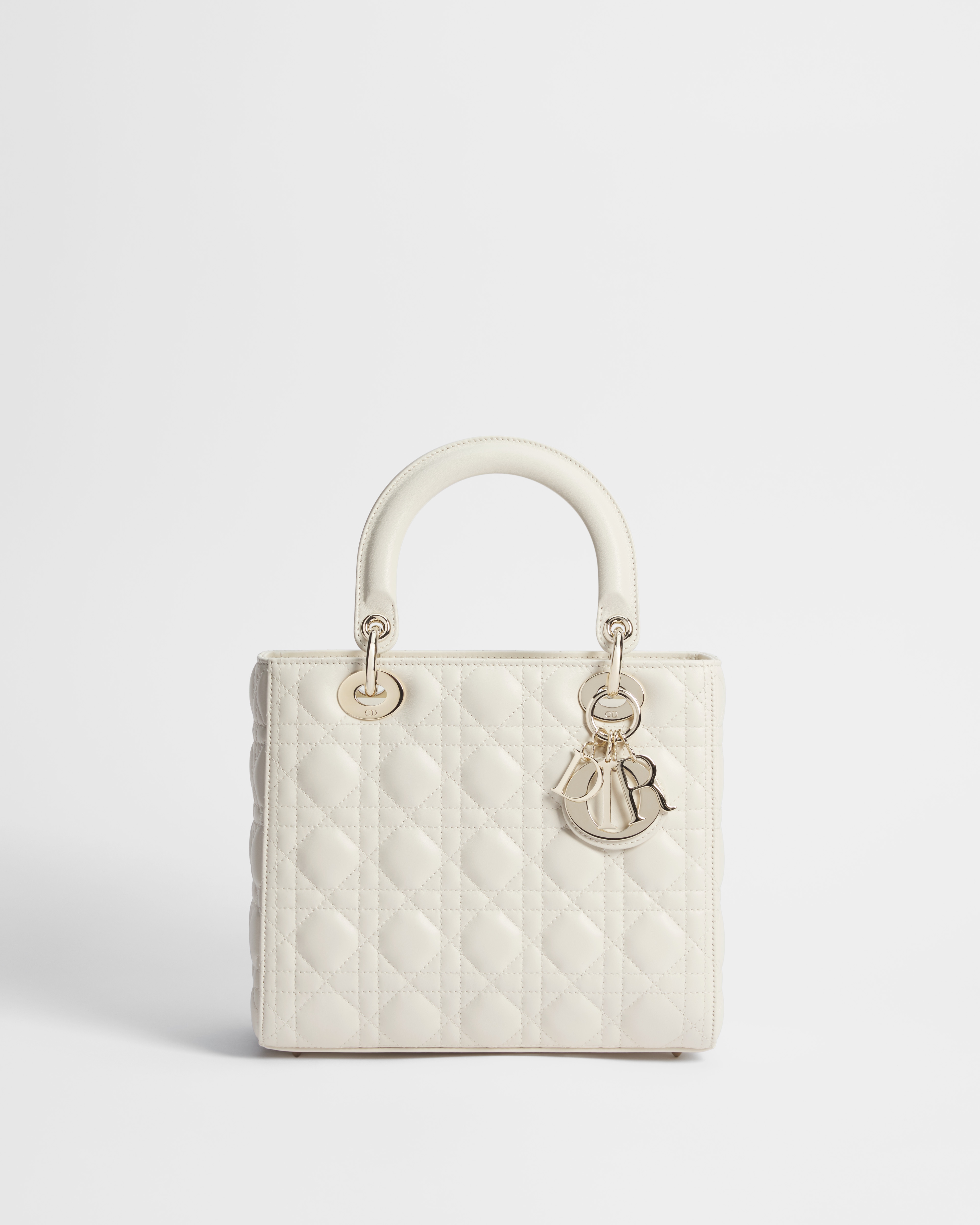 中号 Lady Dior 手袋 奶白色羊皮革藤格纹 E01