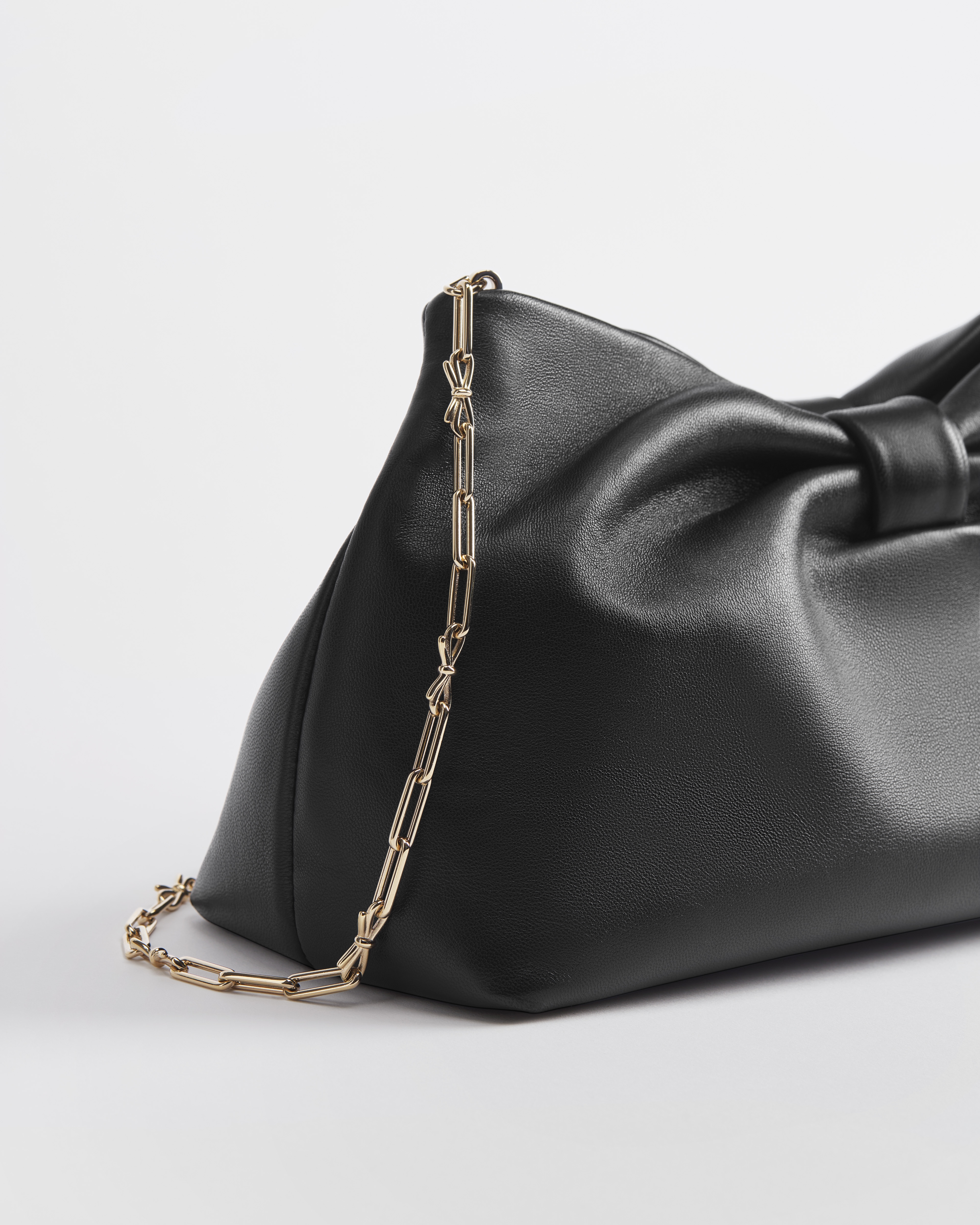 中号 Dior Bow 手袋 黑色羊皮革 E10