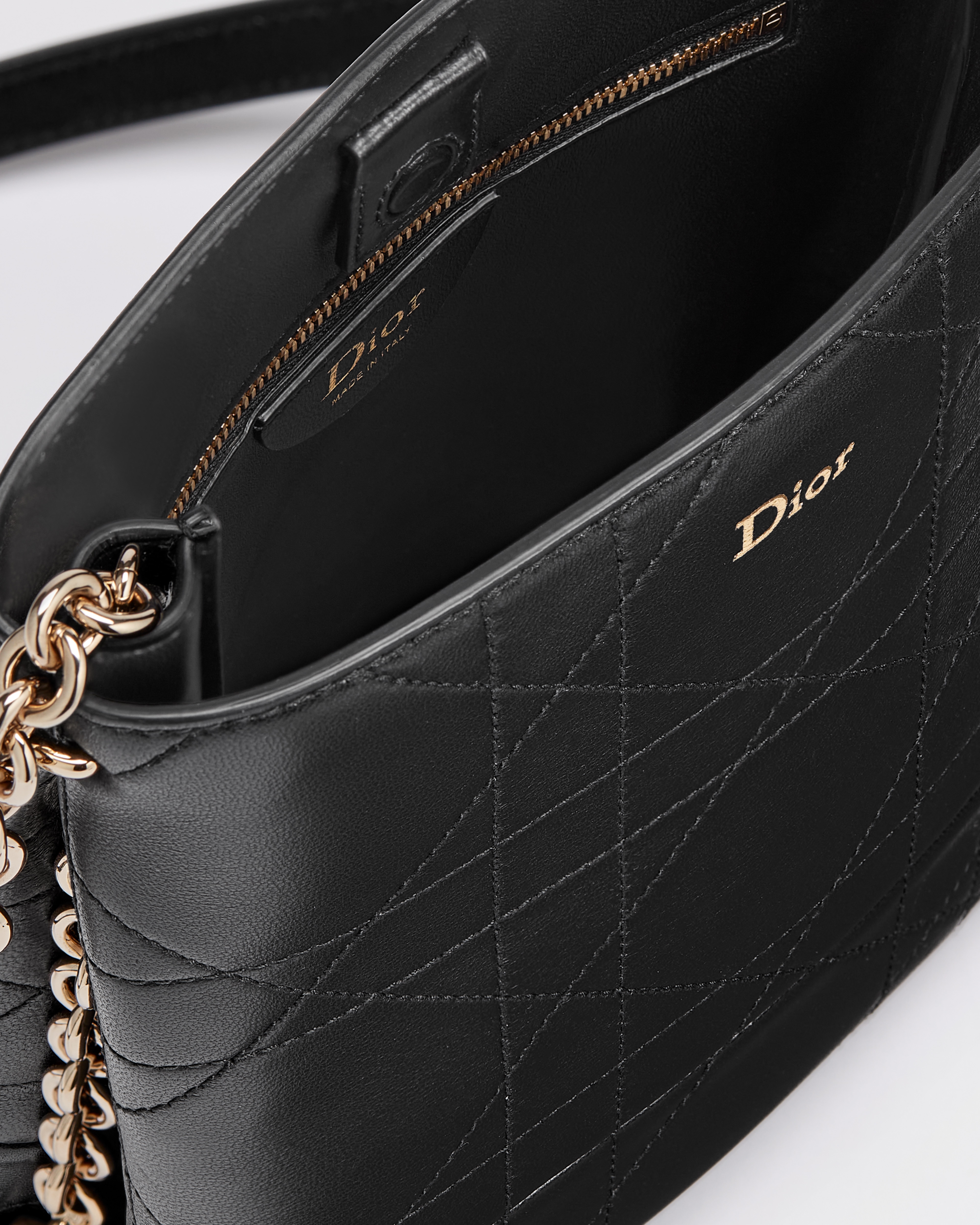 小号 Dior Trianon 竖版链条手袋 黑色羊皮革扁平超大藤格纹 E06