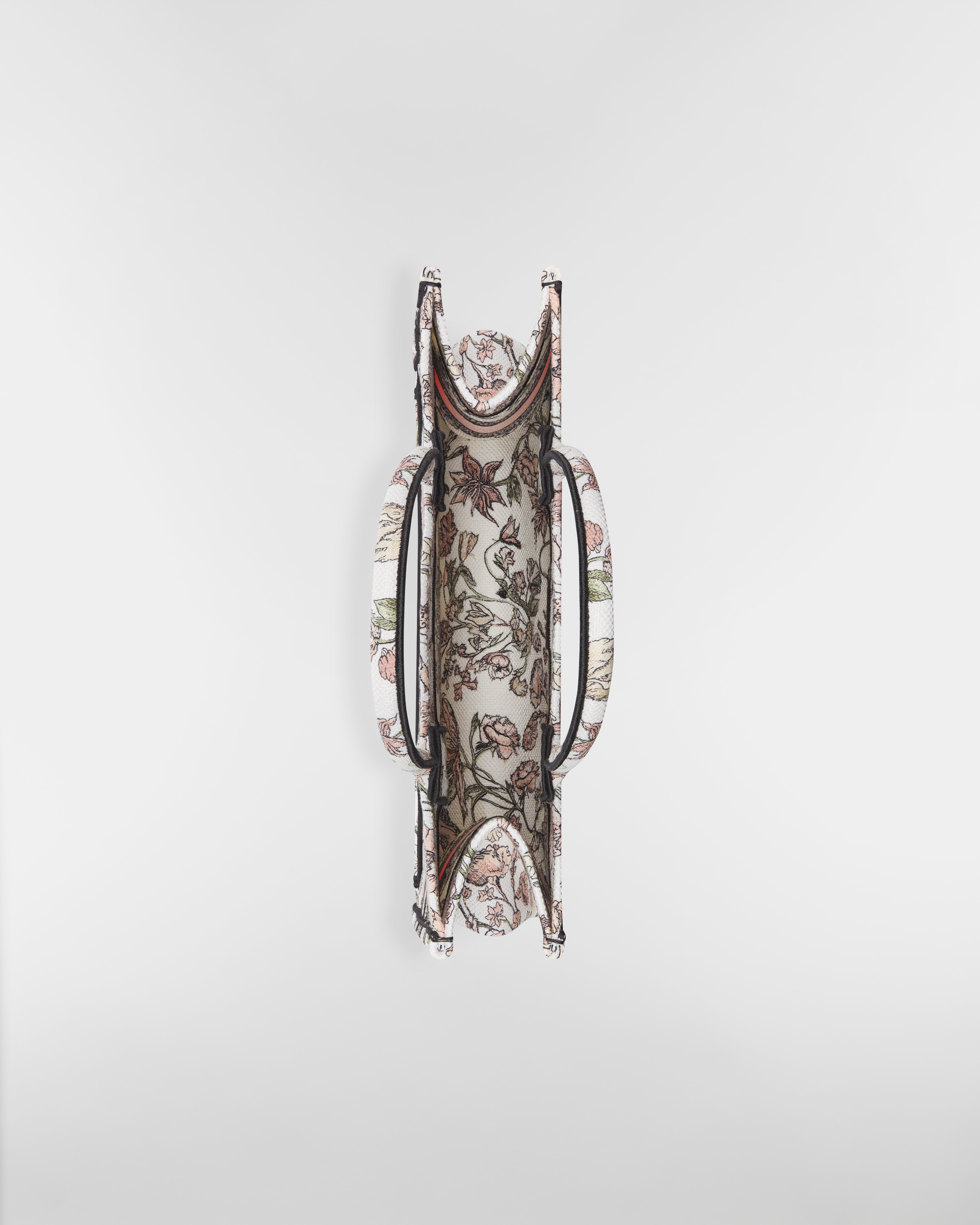 中号 Book Tote 手袋 粉色面料多色 Millefiori 图案刺绣（36 x 27.5 x 16.5 厘米） E06