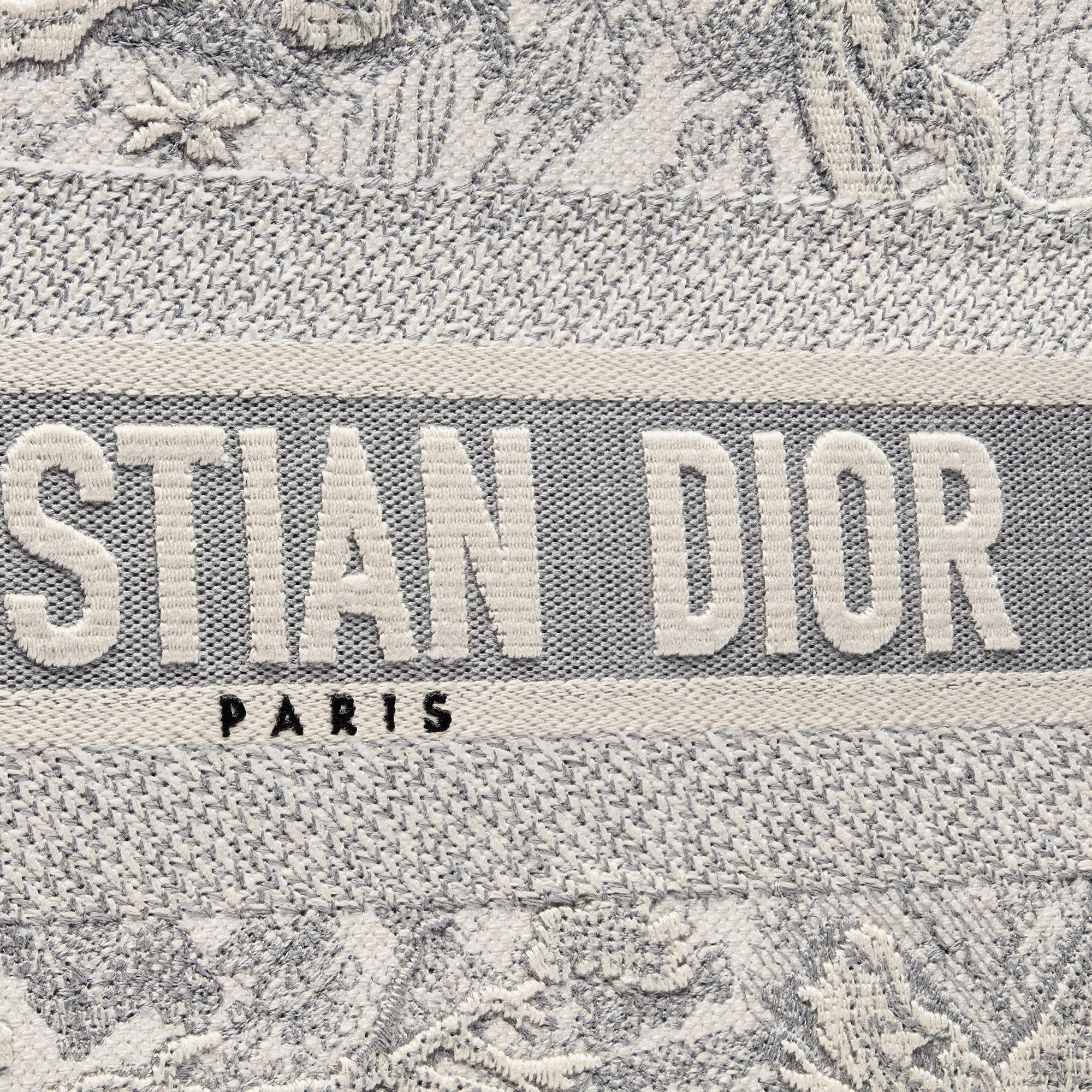 中号 Book Tote 手袋 米白色和灰色茹伊印花刺绣面料（36 x 27.5 x 16.5 厘米） E09