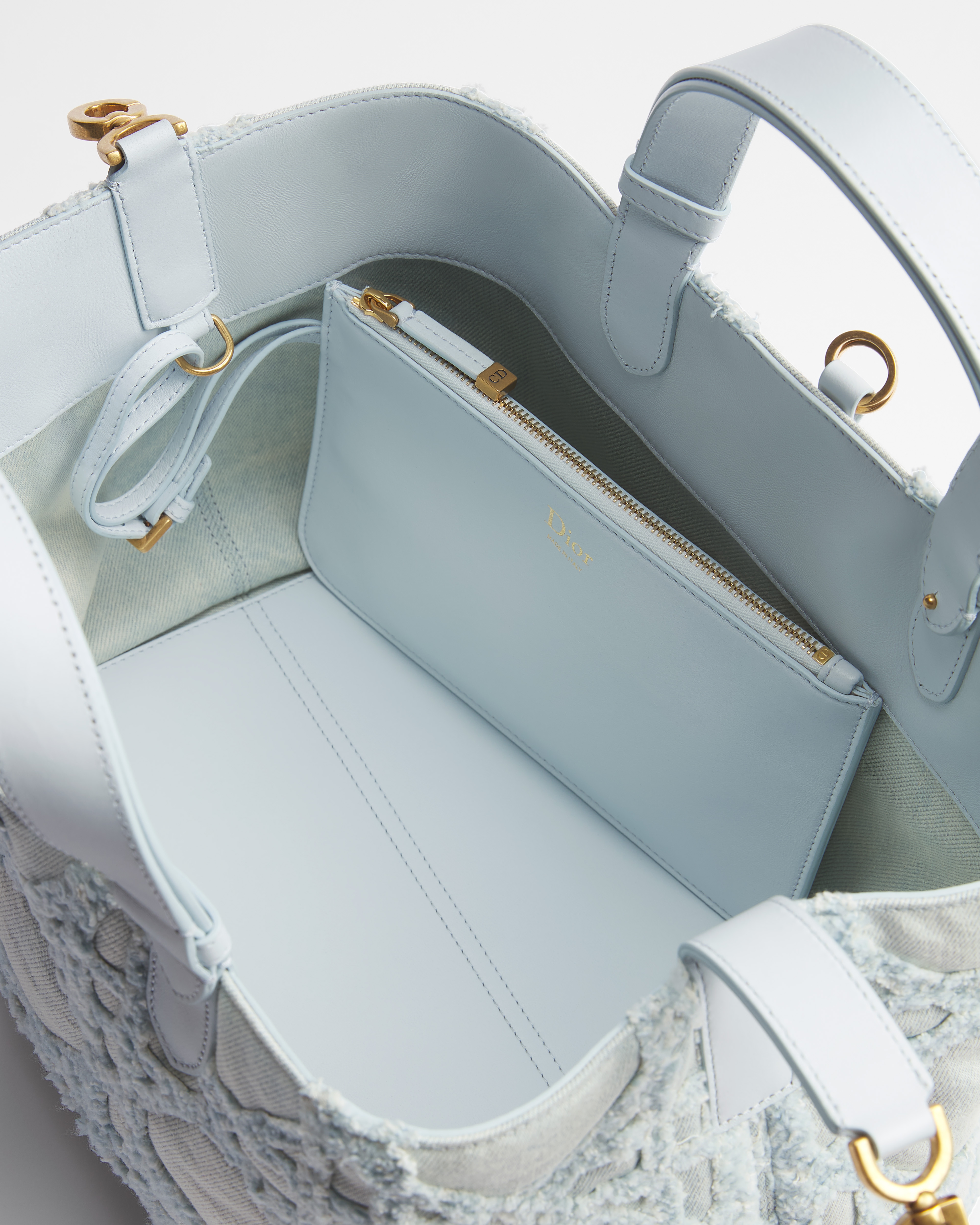 中号 Dior Toujours 手袋 蓝色牛仔面料藤格纹 E06