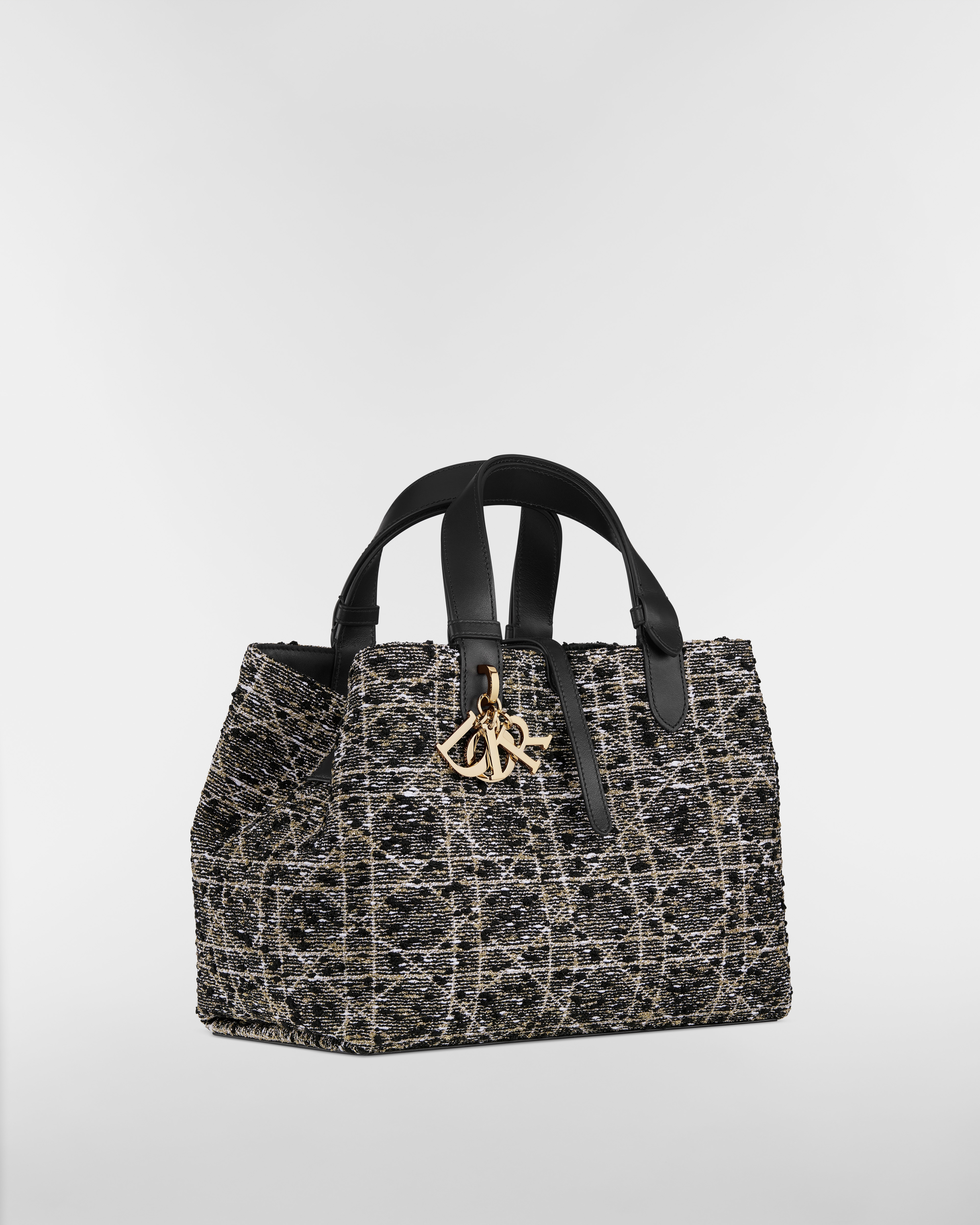 中号 Dior Toujours 手袋 黑色粗花呢金色调藤格纹图案 E03