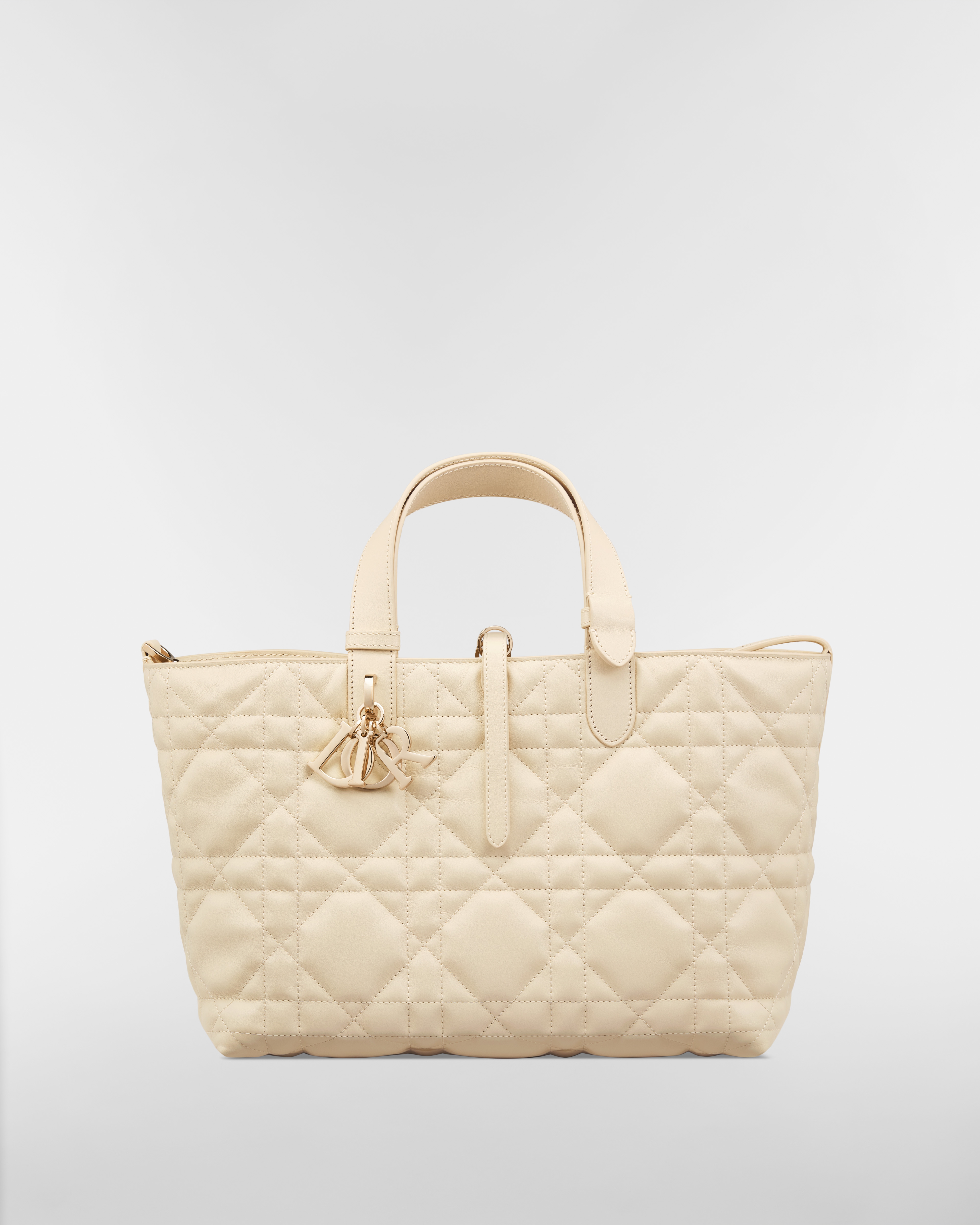 中号 Dior Toujours 手袋 浅米色牛皮革超大藤格纹 E01