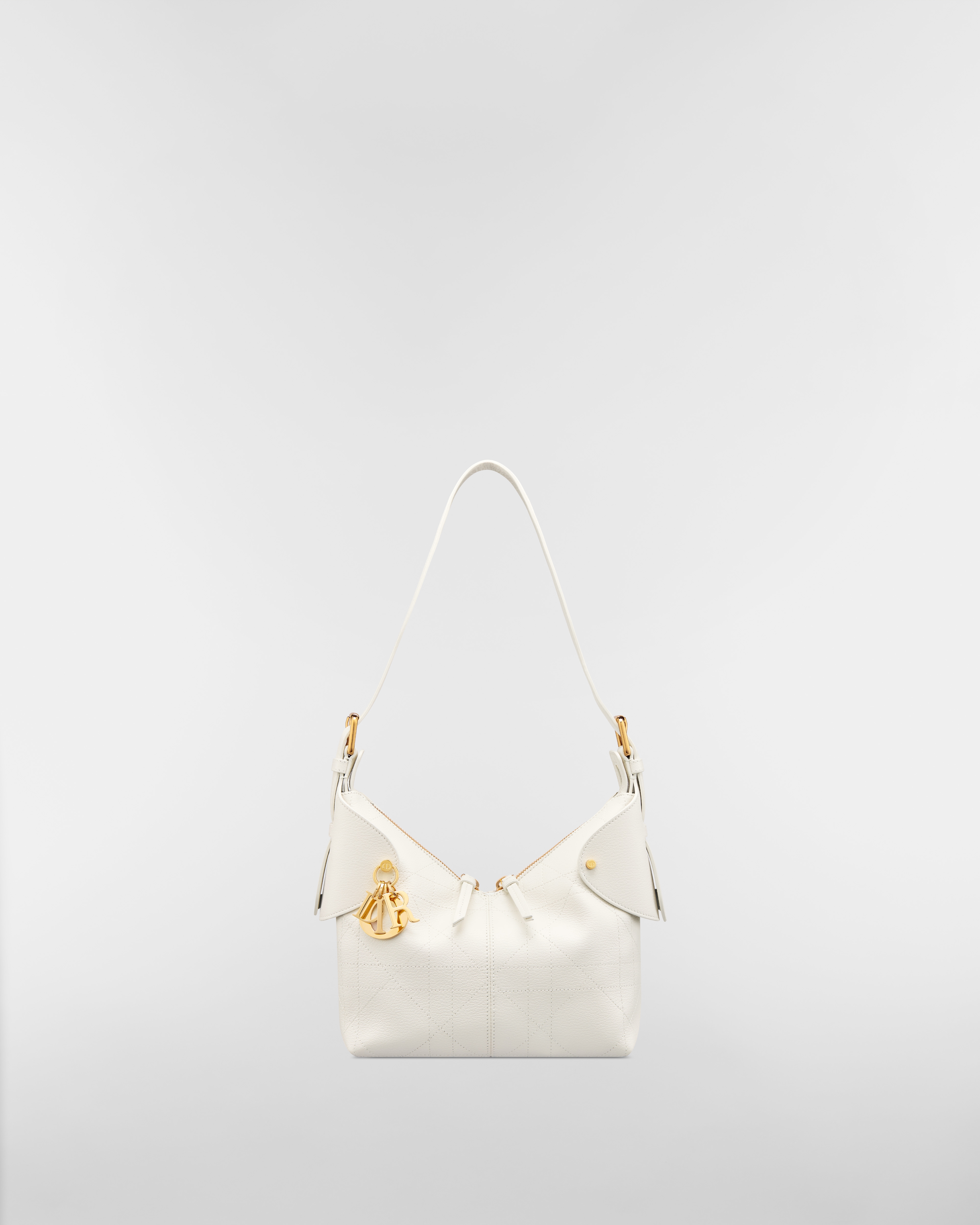 小号 Dior Voyage 手袋 奶白色粒面牛皮革扁平超大藤格纹 E01