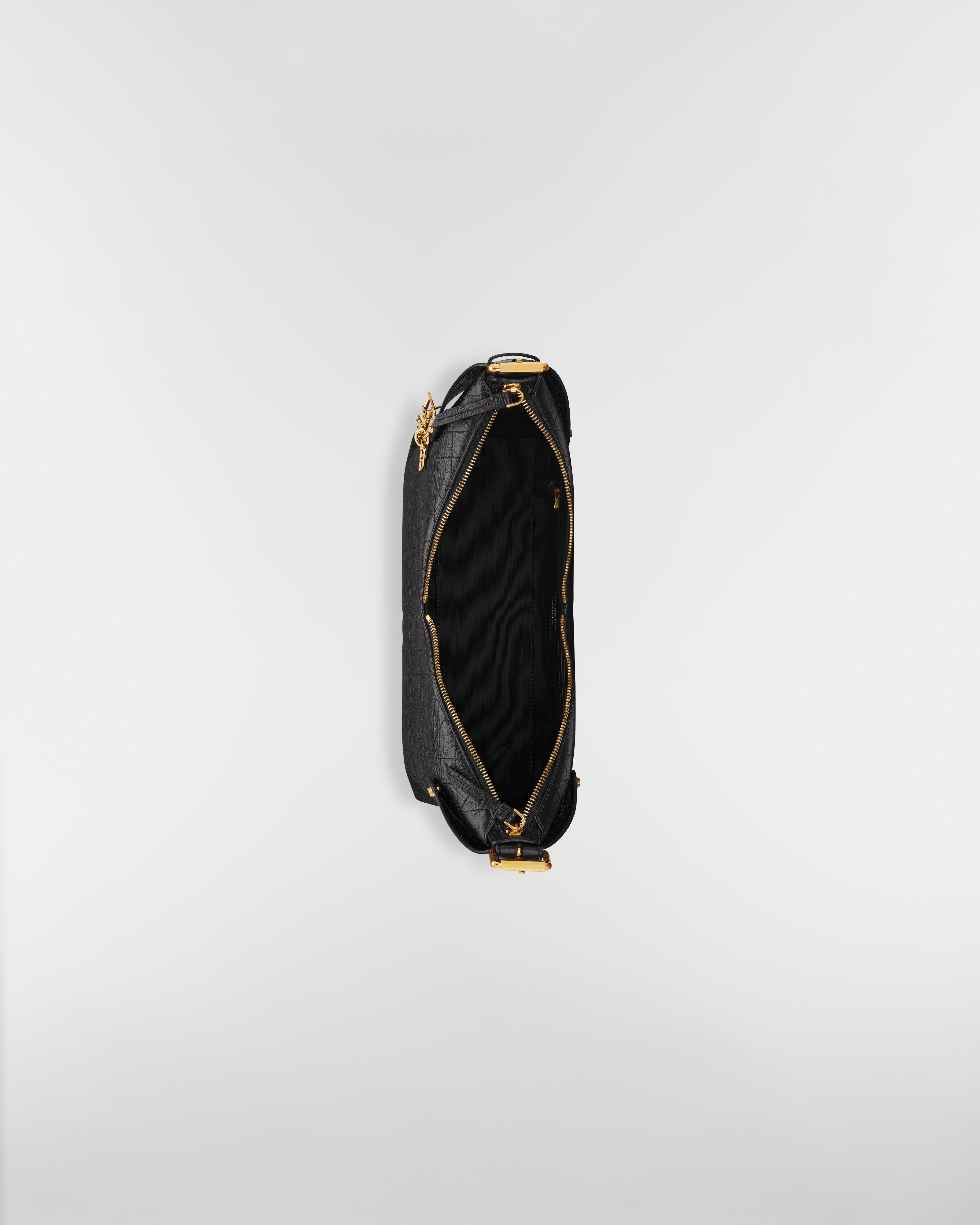 中号 Dior Voyage 手袋 黑色褶皱牛皮革扁平超大藤格纹 E06