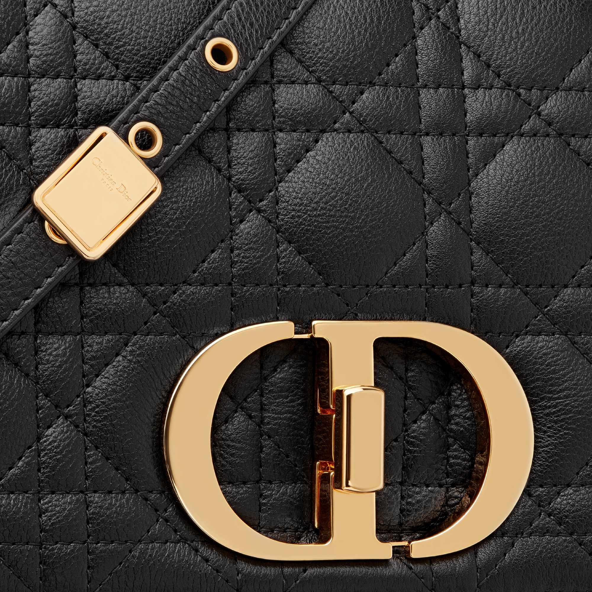 中号 Dior Caro 手袋 黑色柔软牛皮革藤格纹 E09