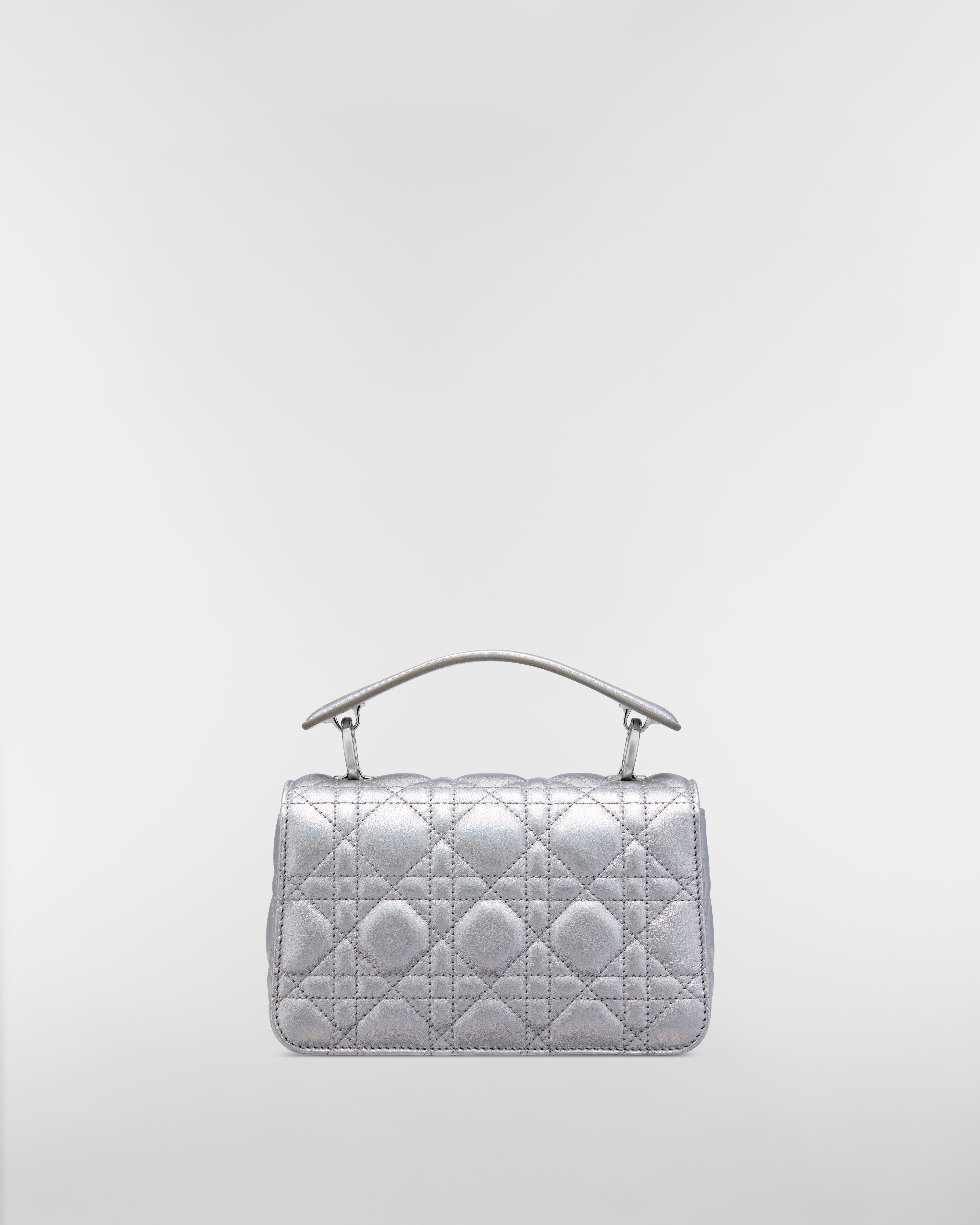 迷你 Dior Jolie Top Handle 手袋 银色调彩虹色金属光泽牛皮革藤格纹 E08