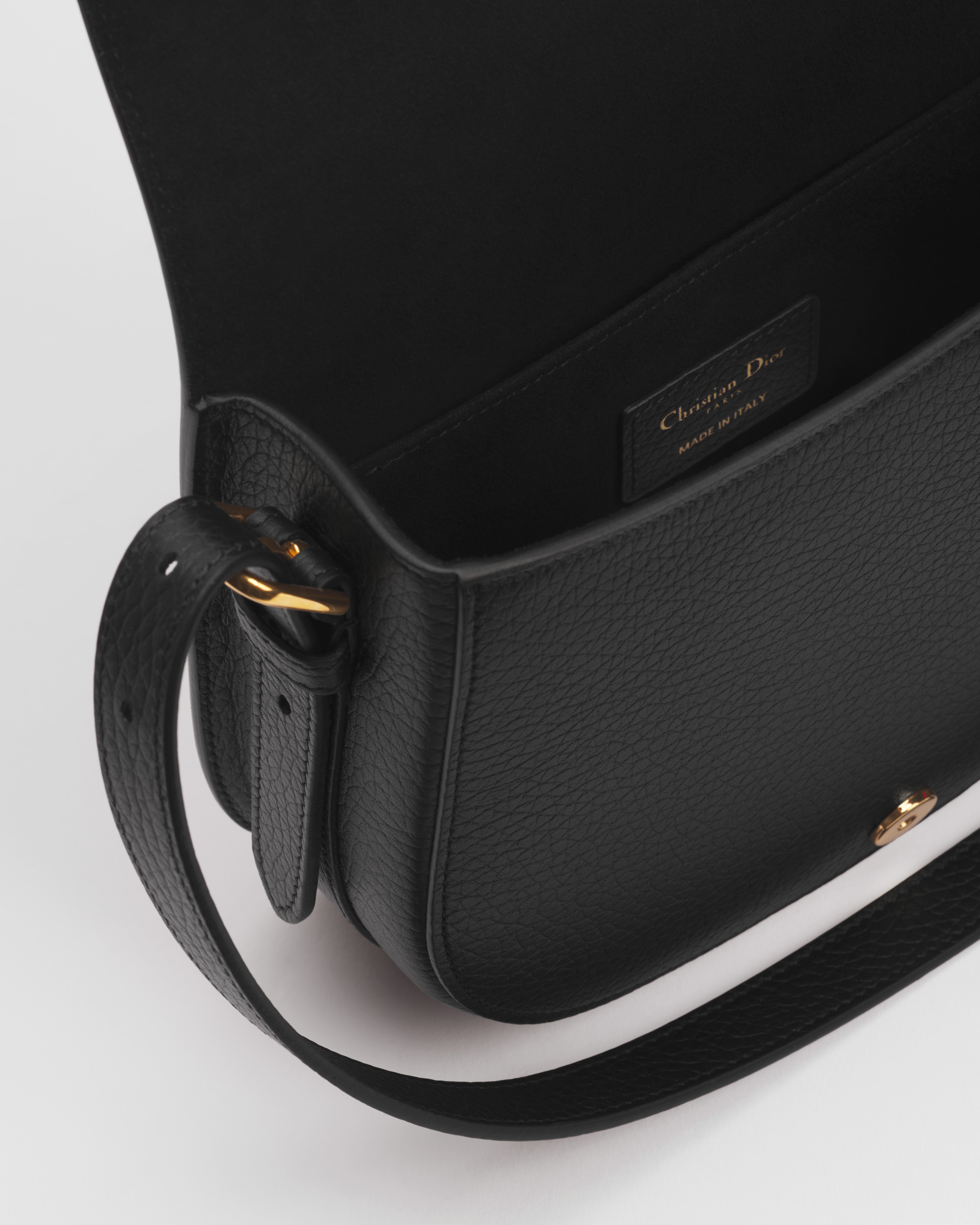 中号 Dior Bobby 手袋 黑色粒面牛皮革 E06