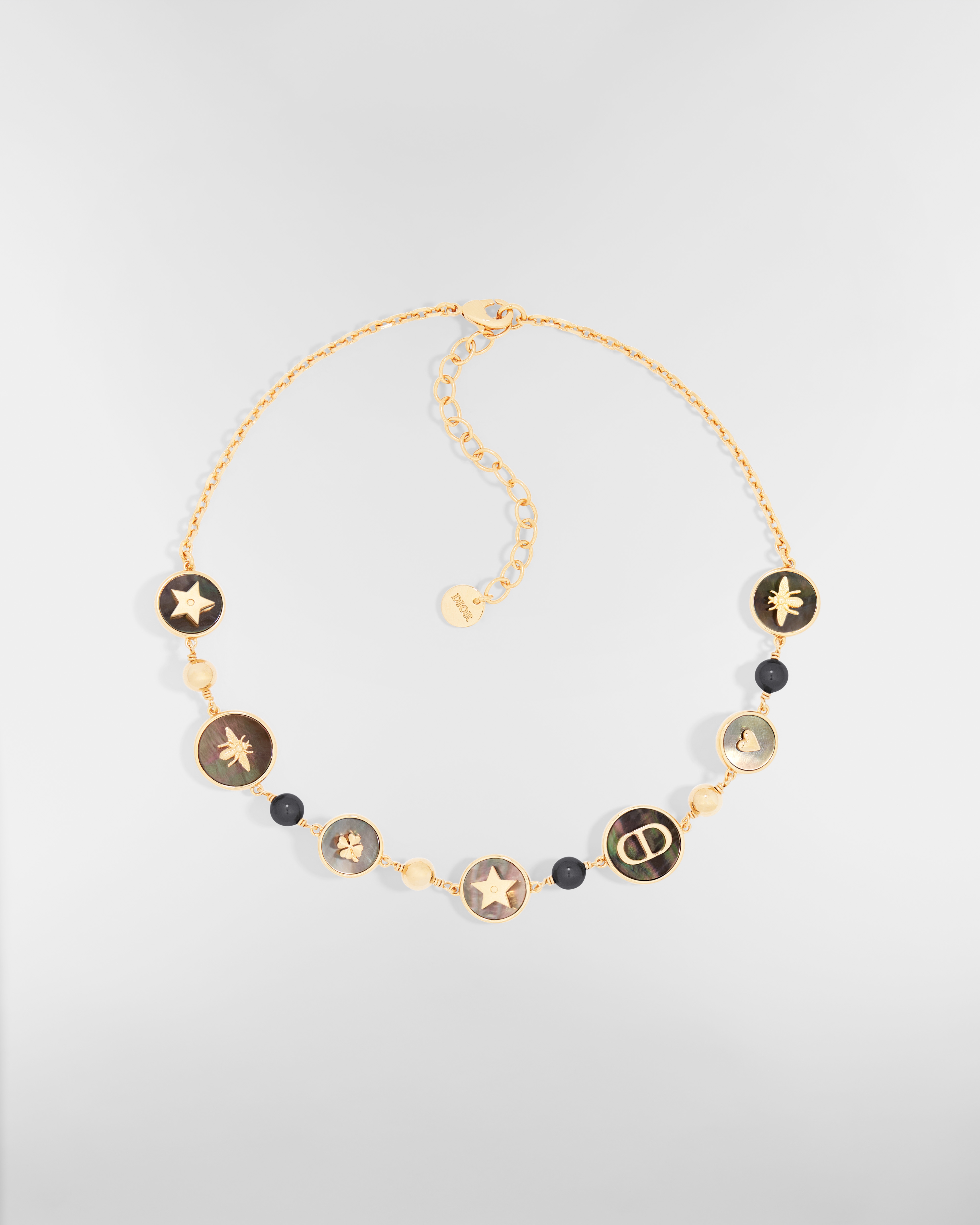 D-Luck 短款项链 金色饰面金属搭配白色和深灰色树脂珠饰和塔西提珍珠母贝装饰 E01