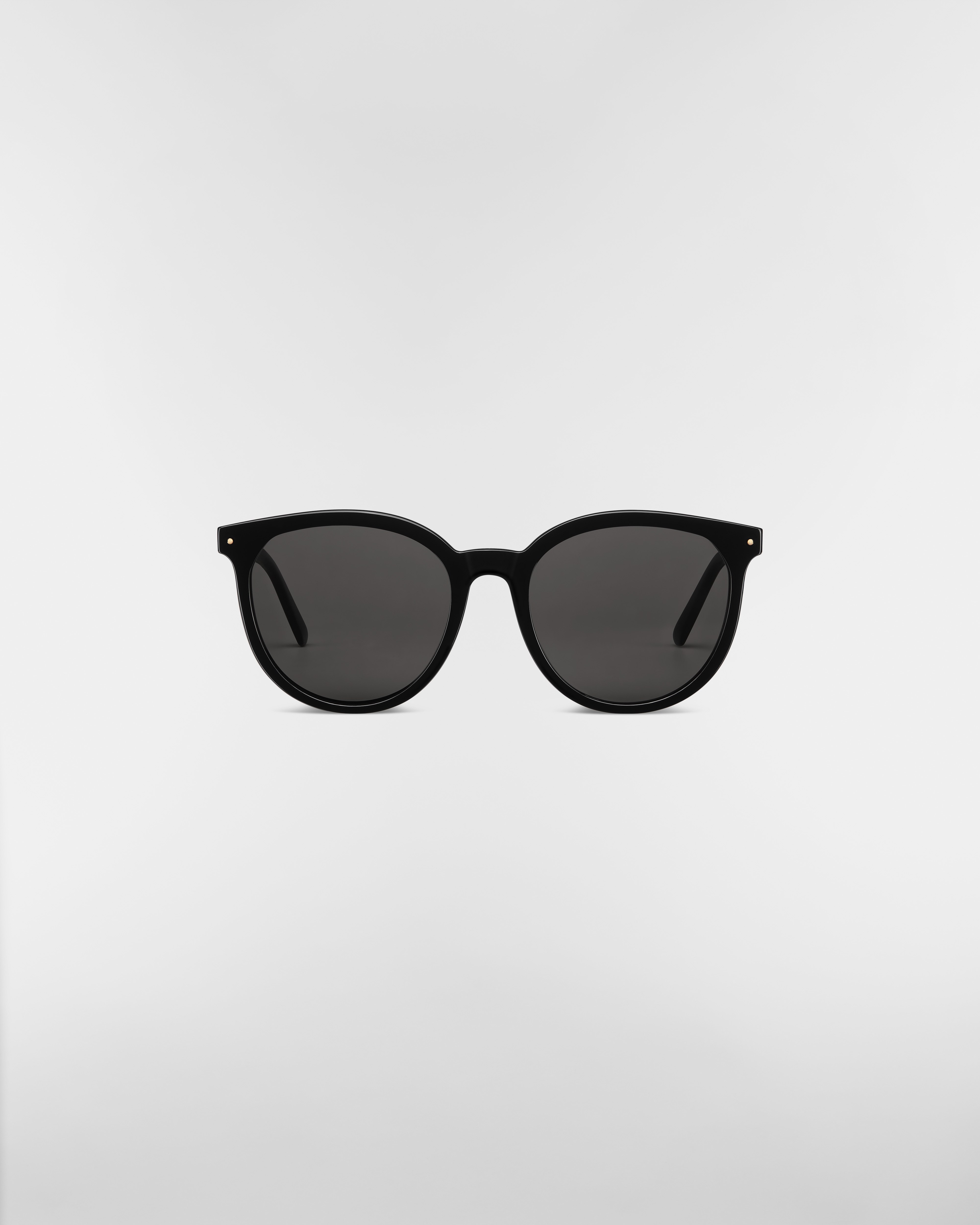 Petit CD R1F 太阳眼镜 黑色圆形镜框 E01