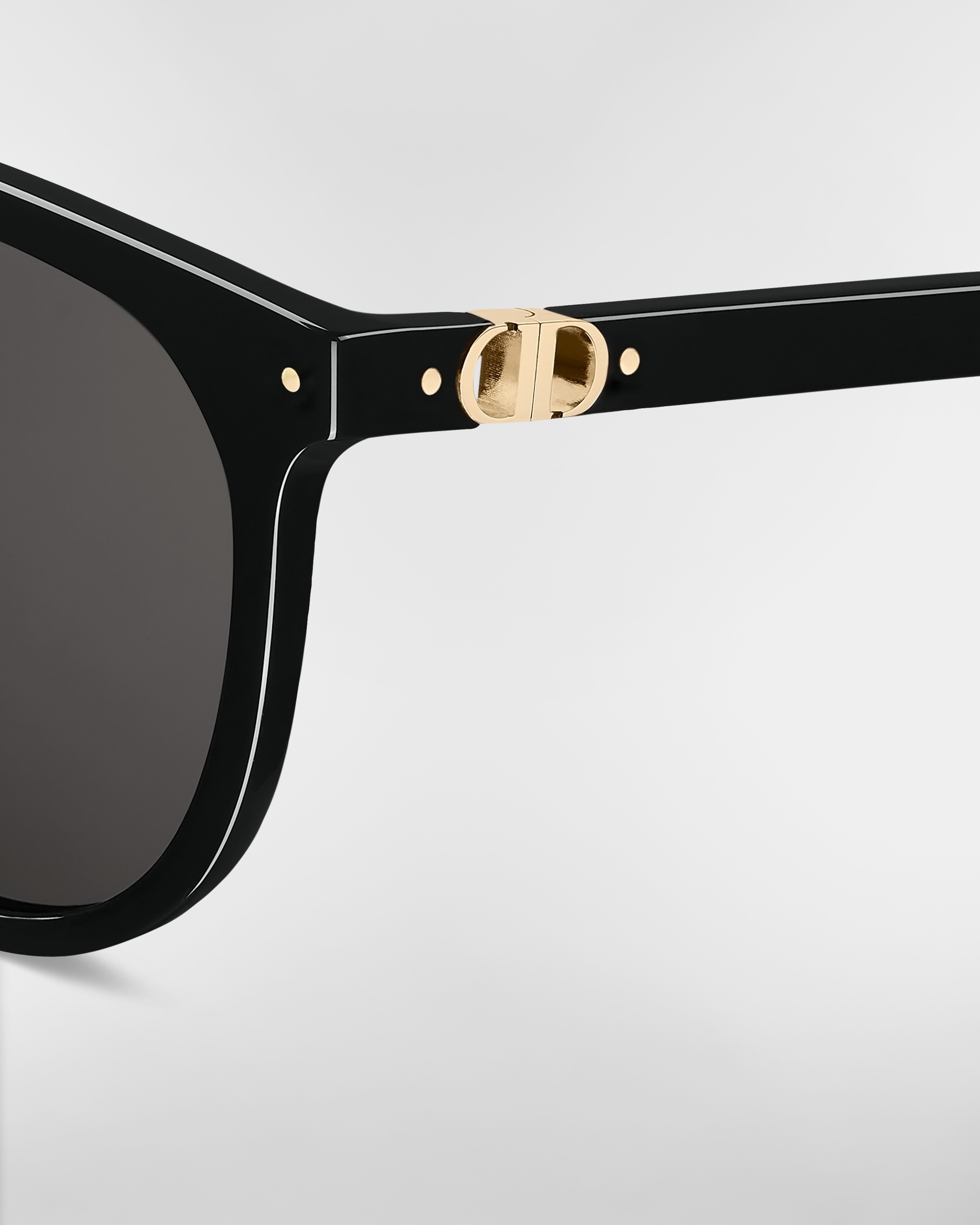 Petit CD R1F 太阳眼镜 黑色圆形镜框 E09