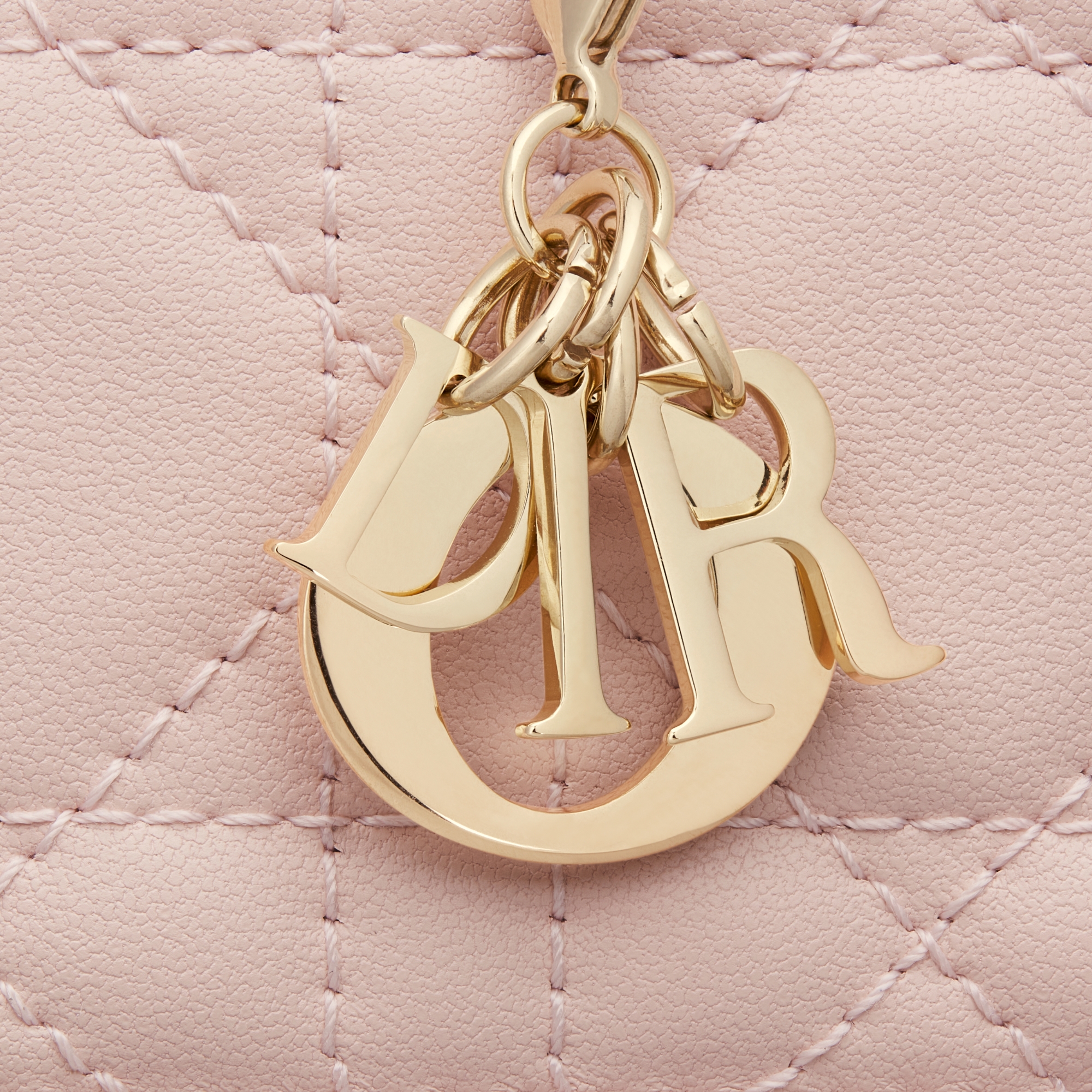 Lady Dior Jasmine 卡夹 胭脂粉色羊皮革藤格纹 E09