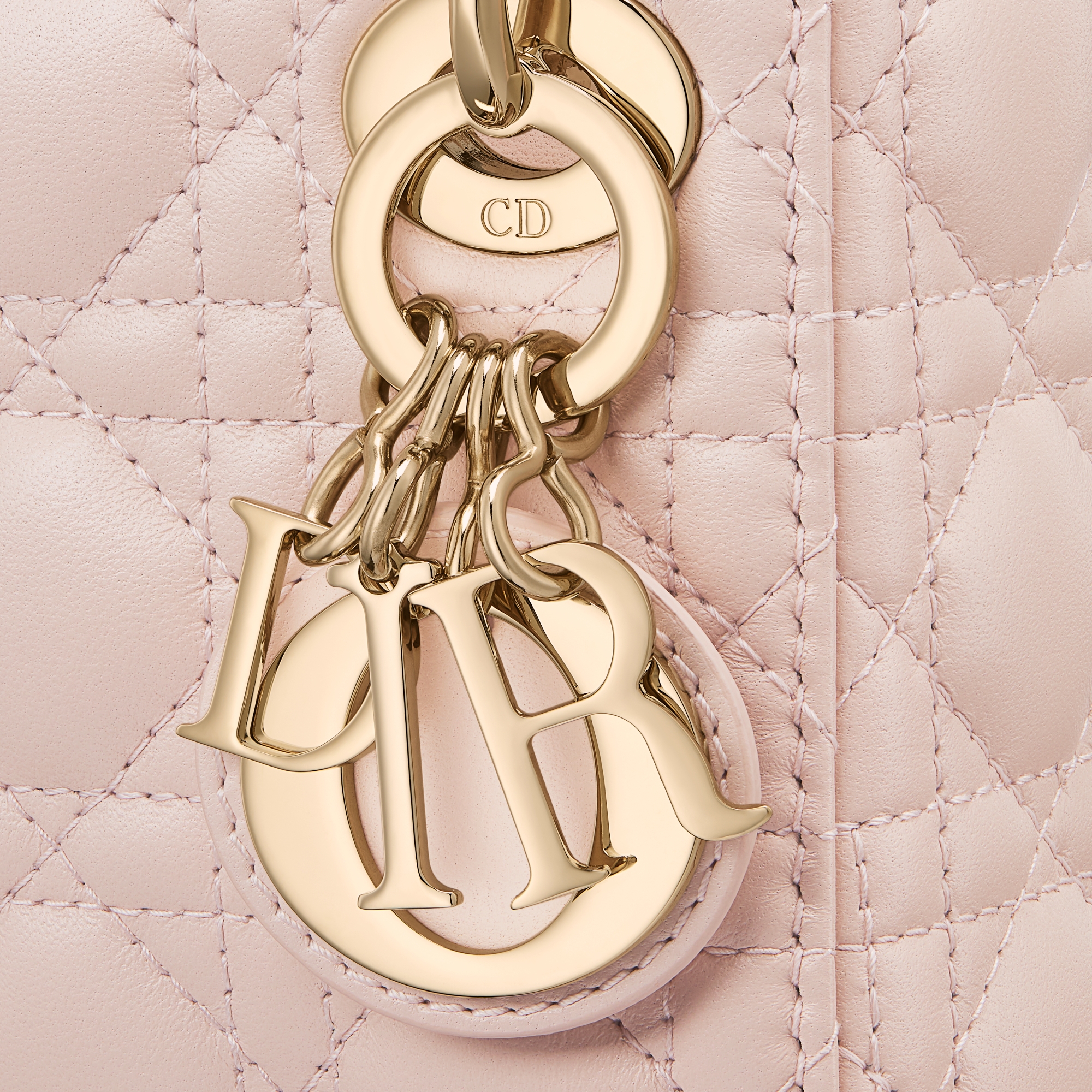 Lady Dior 超迷你手袋 胭脂粉色羊皮革藤格纹 E09