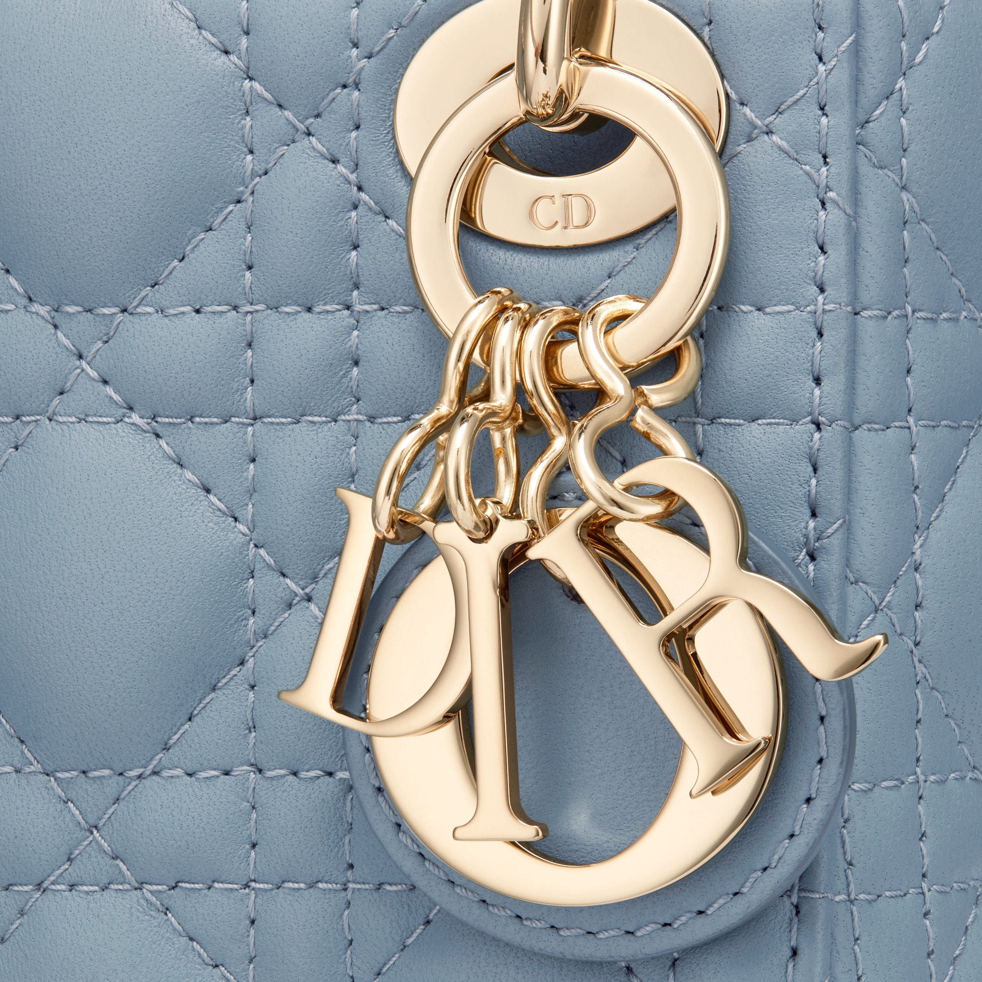 Lady Dior 超迷你手袋 云雾蓝羊皮革藤格纹 E09