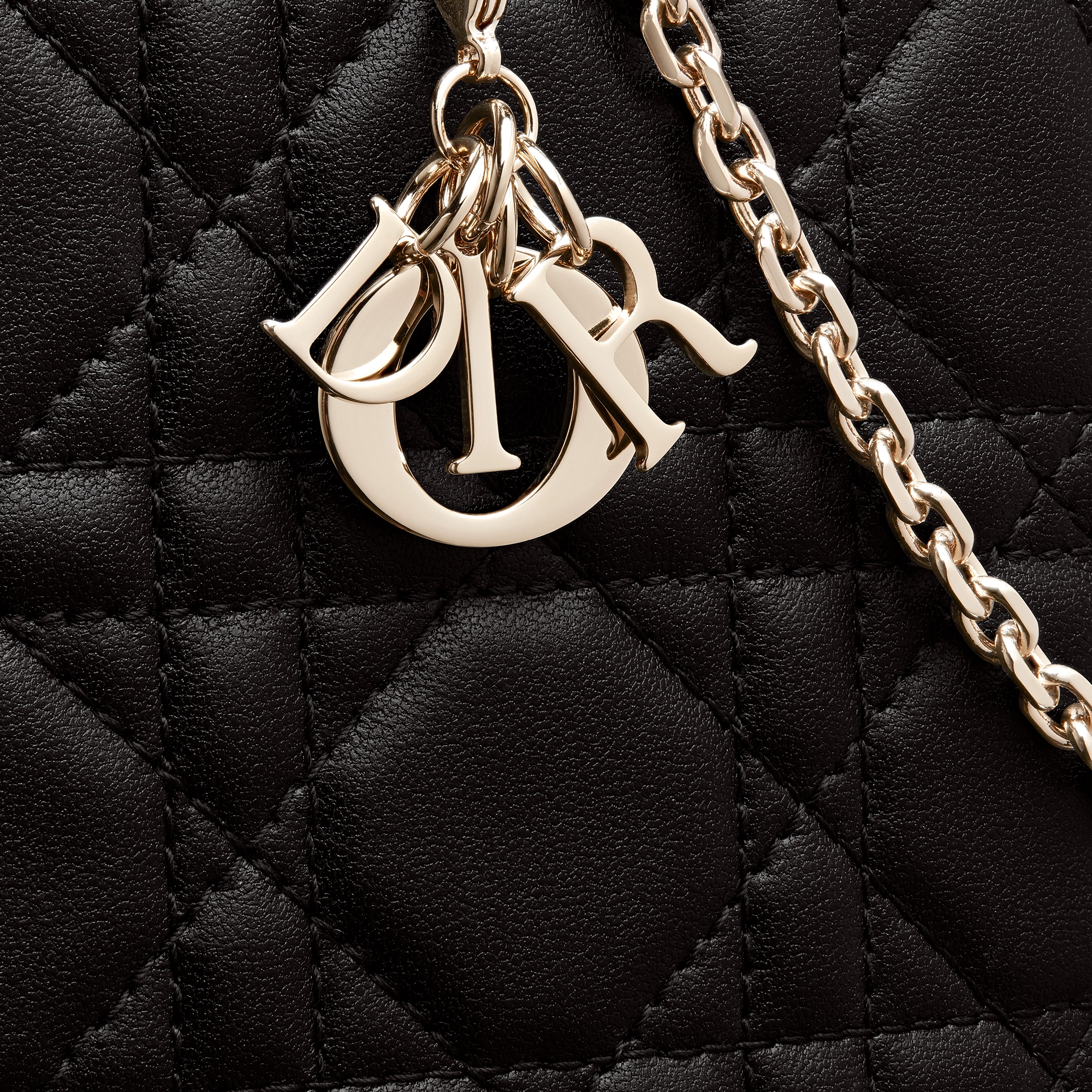 Lady Dior Call'in Dior 手机袋 黑色羊皮革藤格纹 E09